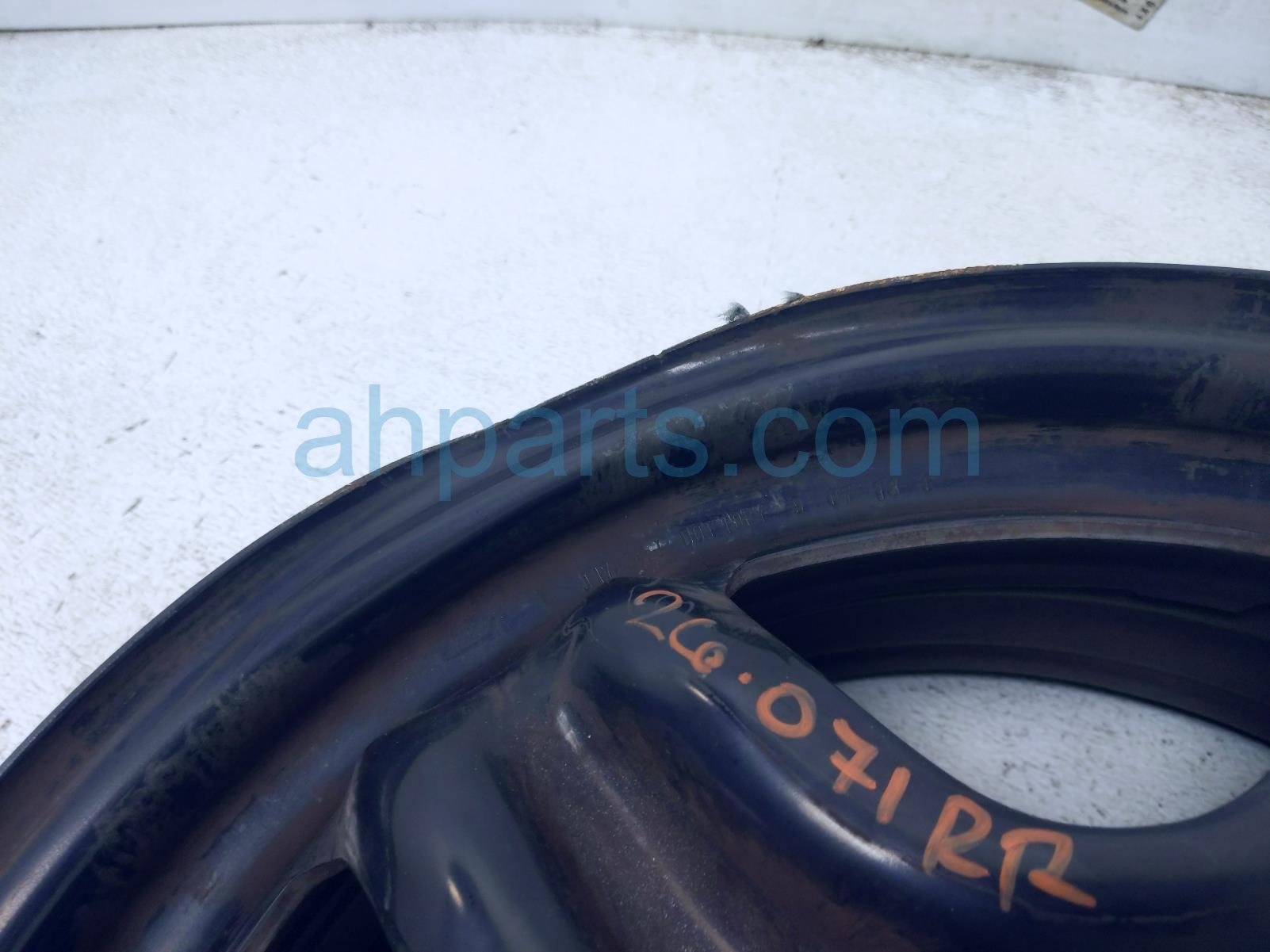 2018 Toyota Rav 4 Rear Passenger Wheel / Rim 42611 42250 Replacement 2018 Toyota Rav 4 Rear Passenger Wheel / Rim 42611 42250 Replacement thumbnail