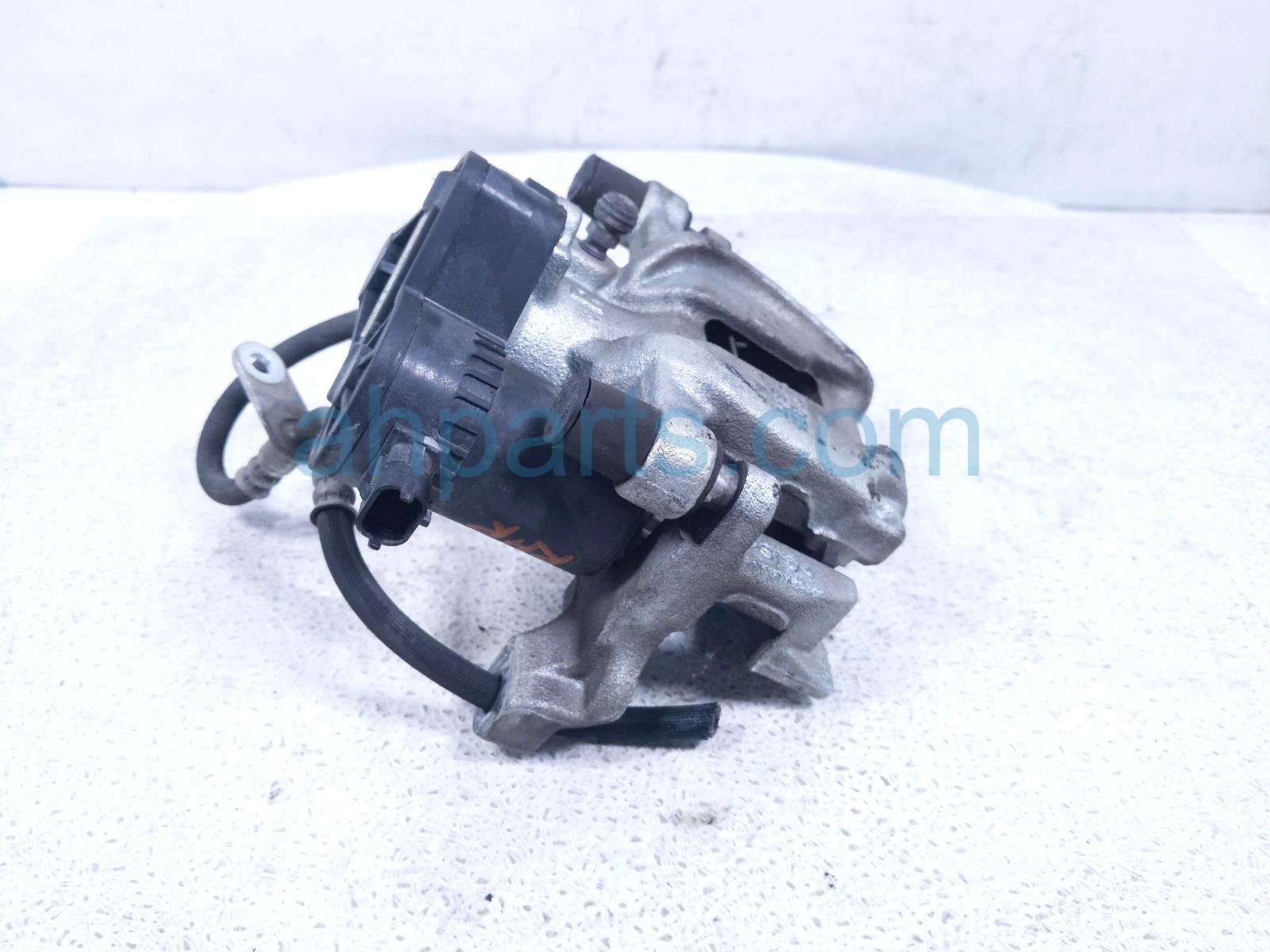 2023 Subaru Ascent Core Rear Passenger Brake Caliper 26634AL02B Replacement 2023 Subaru Ascent Core Rear Passenger Brake Caliper 26634AL02B Replacement thumbnail