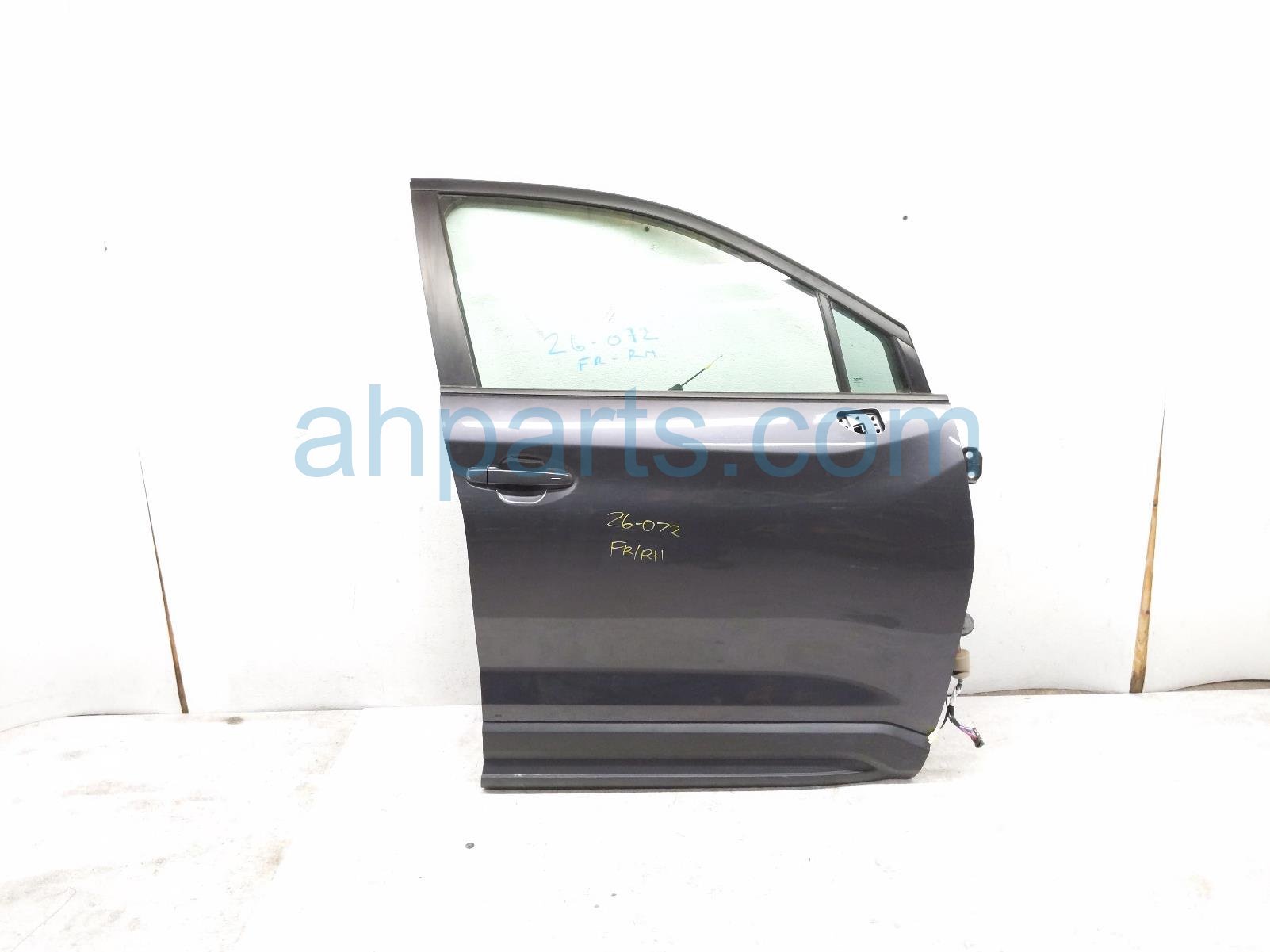 Subaru FR/RH DOOR - GREY - NO MIRROR/TRIM