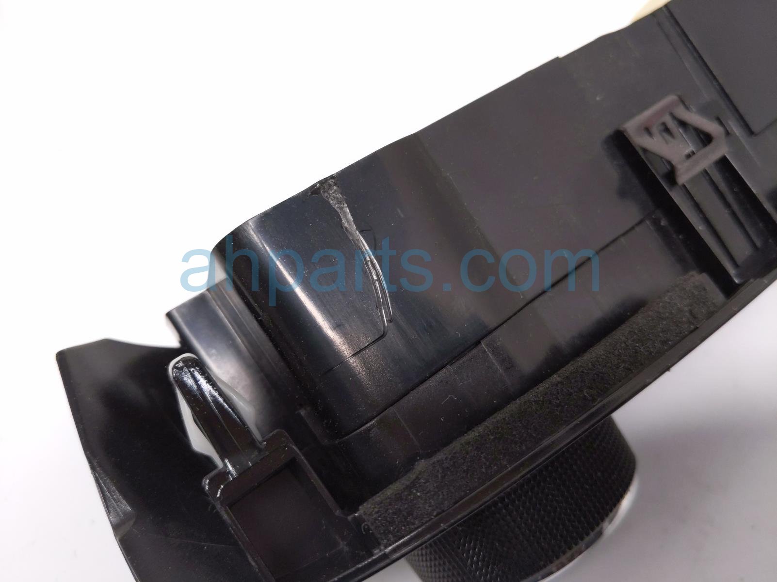 2016 Honda CR V Temperature Climate Heater/ac Control(on Dash) 79600 T1W A41ZB Replacement 2016 Honda CR V Temperature Climate Heater/ac Control(on Dash) 79600 T1W A41ZB Replacement thumbnail