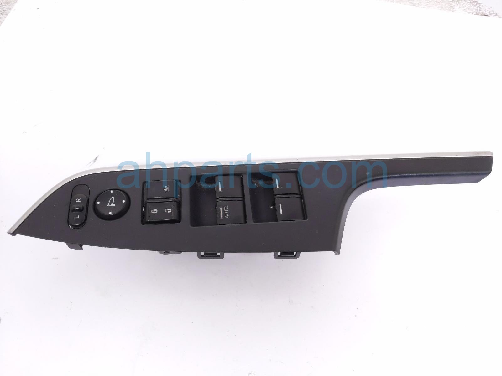 2016 Honda CR V Power / Master Window Control Switch 35750 T0A A31 Replacement 2016 Honda CR V Power / Master Window Control Switch 35750 T0A A31 Replacement thumbnail
