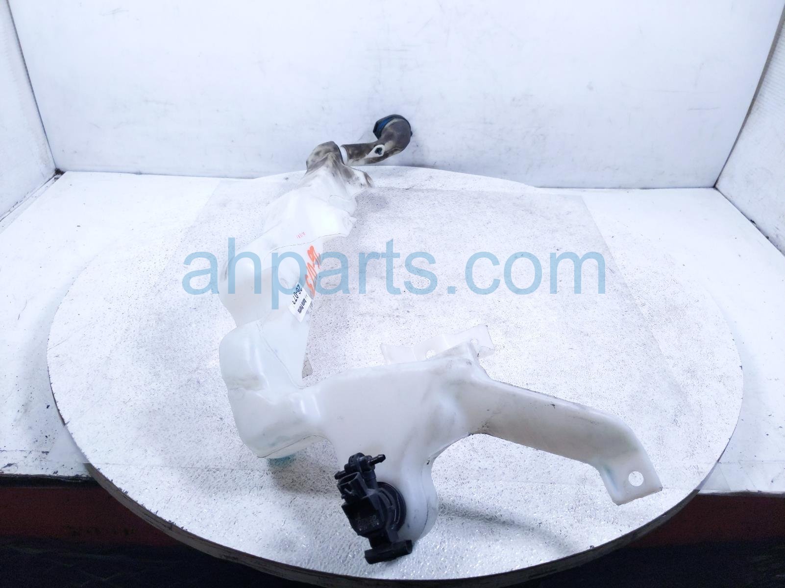 2016 Honda CR V Windshield Washer Reservoir Tank 76841 T1W A01 Replacement 2016 Honda CR V Windshield Washer Reservoir Tank 76841 T1W A01 Replacement thumbnail