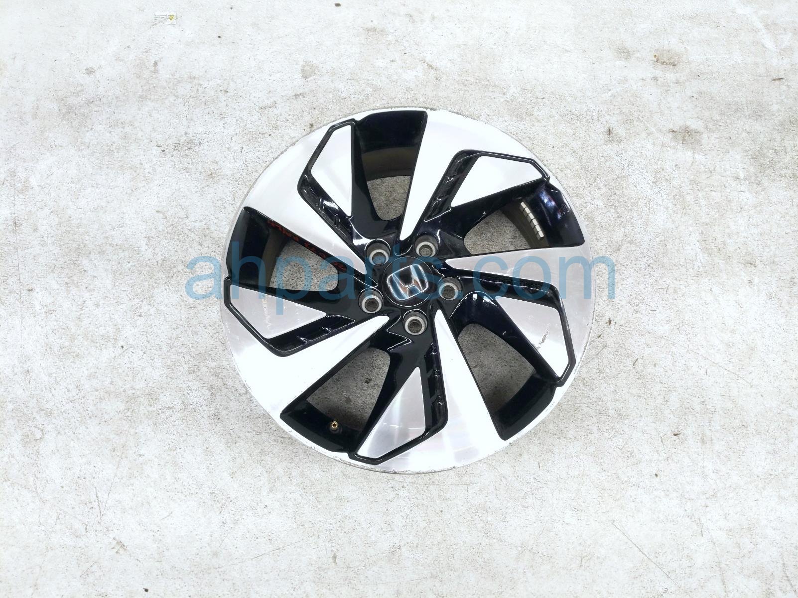 Honda RR/LH WHEEL / RIM - CURB SPOKE