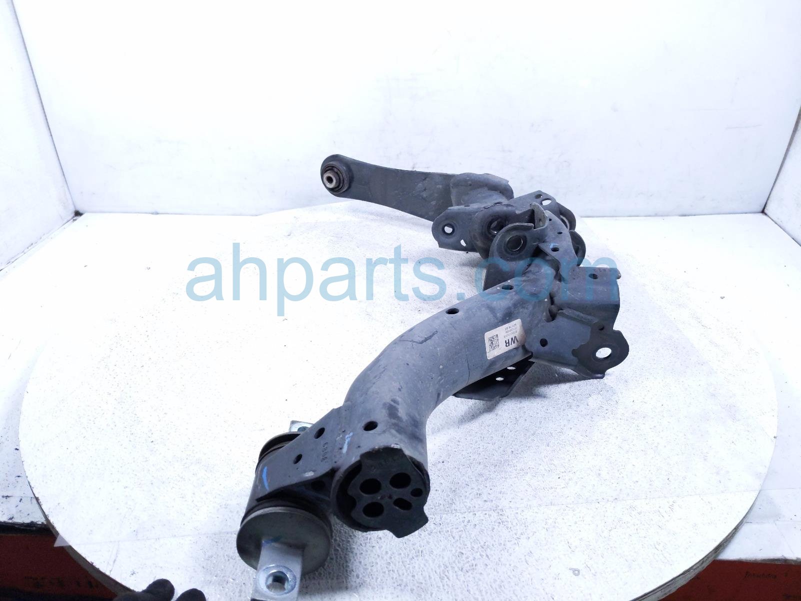 2016 Honda CR V Rear Passenger Trailing Lower Control Arm 52370 T1W A01 Replacement 2016 Honda CR V Rear Passenger Trailing Lower Control Arm 52370 T1W A01 Replacement thumbnail