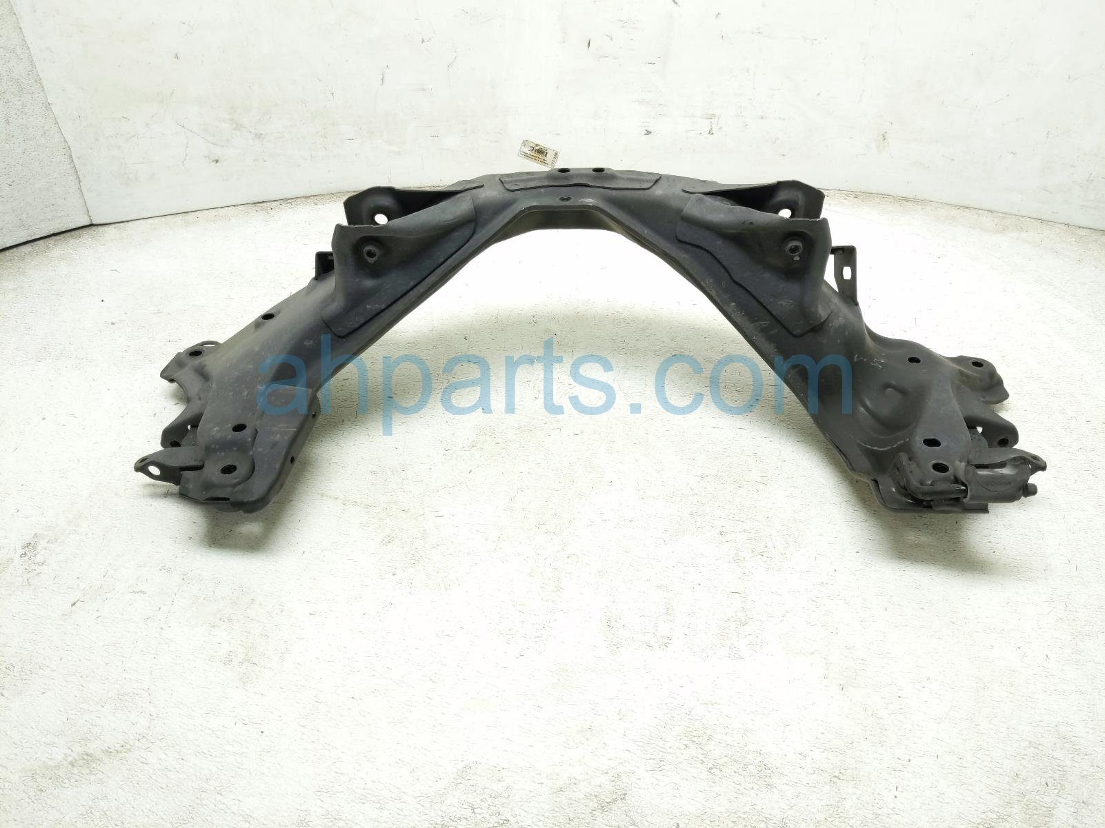 2016 Honda CR V Crossmember Rear Sub Frame / Cradle 50300 T0A A02 Replacement 2016 Honda CR V Crossmember Rear Sub Frame / Cradle 50300 T0A A02 Replacement thumbnail