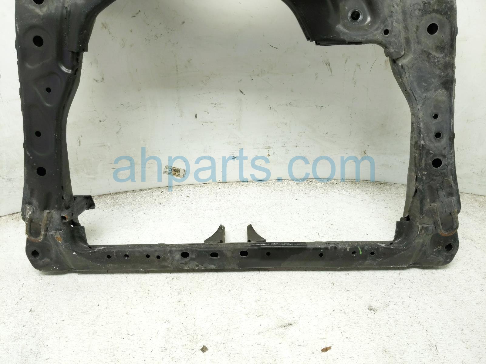 2016 Honda CR V Crossmember Front Engine Sub Frame / Cradle 50200 T1W A01 Replacement 2016 Honda CR V Crossmember Front Engine Sub Frame / Cradle 50200 T1W A01 Replacement thumbnail