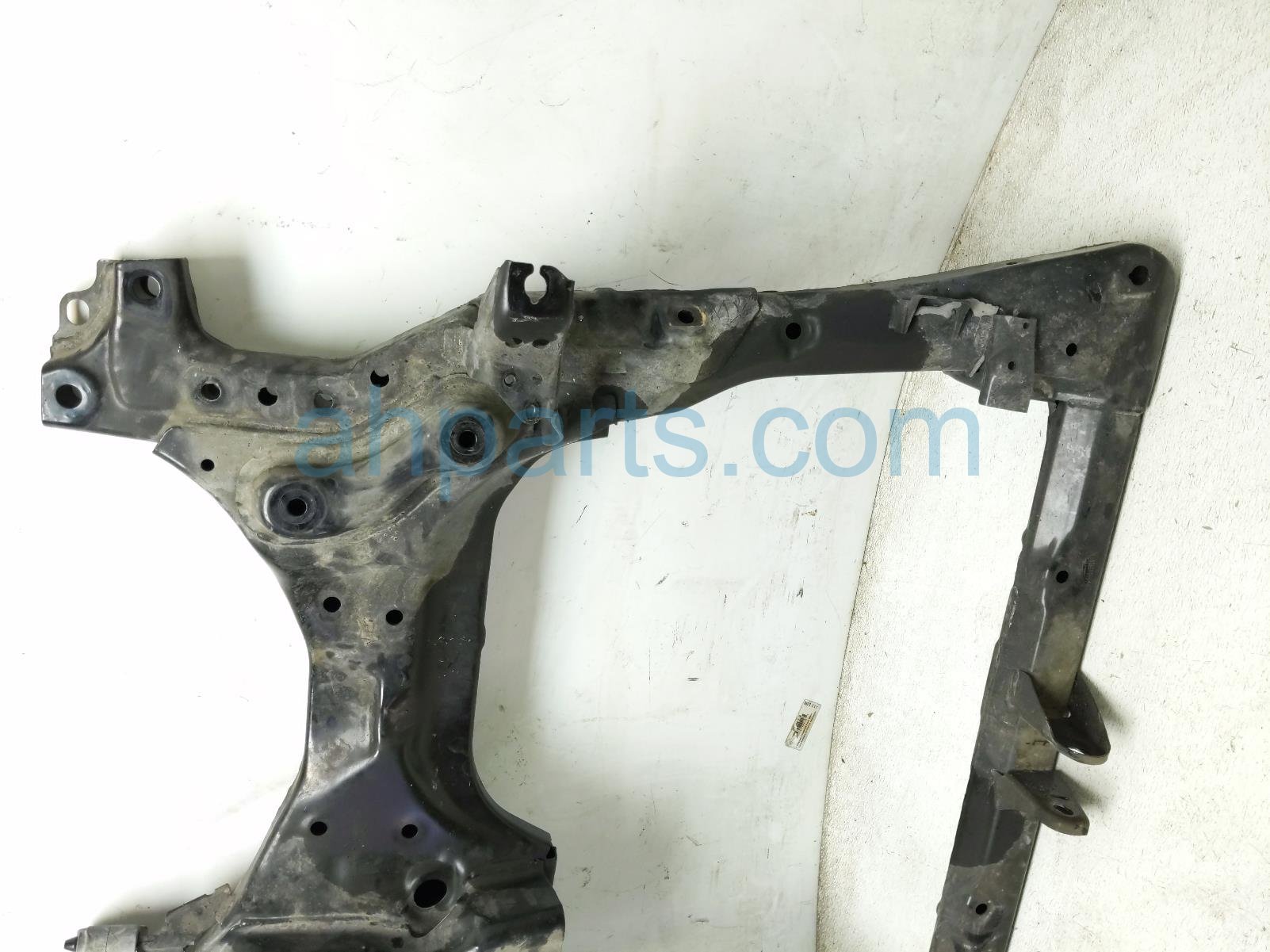 2016 Honda CR V Crossmember Front Engine Sub Frame / Cradle 50200 T1W A01 Replacement 2016 Honda CR V Crossmember Front Engine Sub Frame / Cradle 50200 T1W A01 Replacement thumbnail
