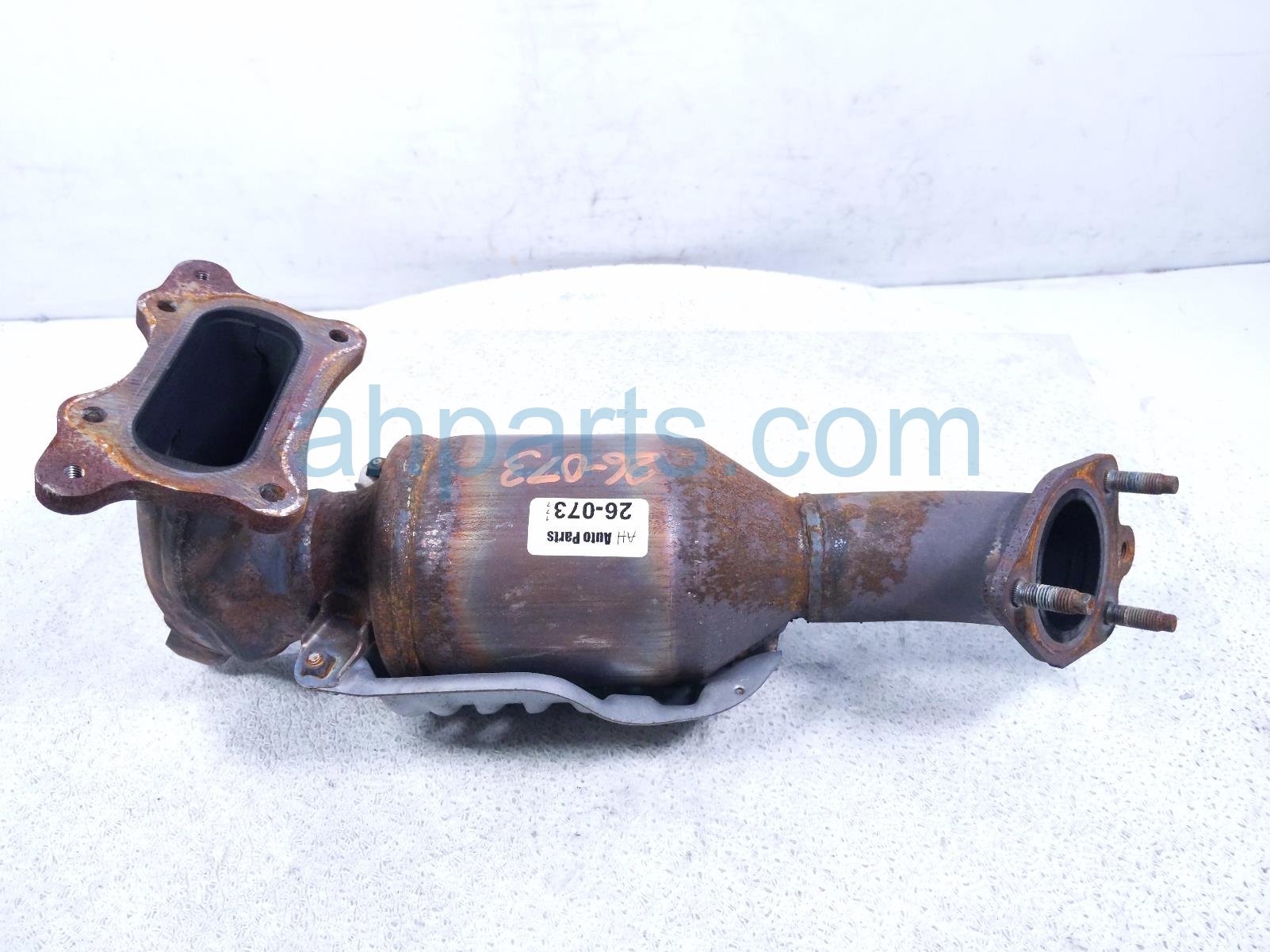 2016 Honda CR V Exhaust Manifold 18190 5X6 J00 Replacement 2016 Honda CR V Exhaust Manifold 18190 5X6 J00 Replacement thumbnail