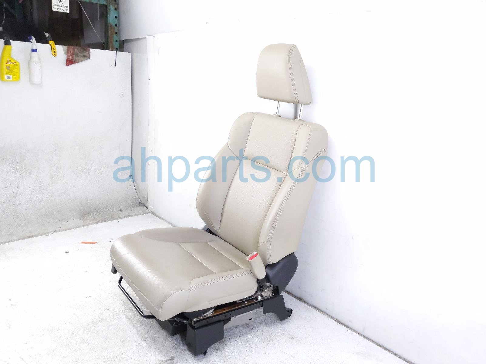 2016 Honda CR V Front Passenger Seat Tan W/o Airbag* 81127 T0G L81 Replacement 2016 Honda CR V Front Passenger Seat Tan W/o Airbag* 81127 T0G L81 Replacement thumbnail