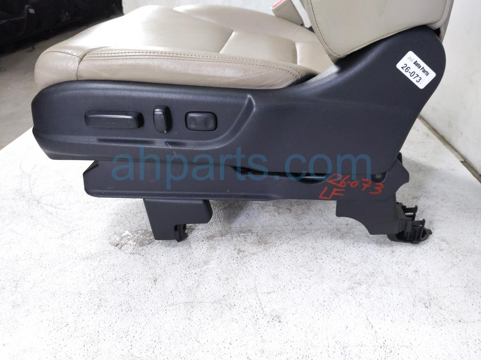 2016 Honda CR V Front Driver Seat Tan W/o Airbag* 81527 T0G L81 Replacement 2016 Honda CR V Front Driver Seat Tan W/o Airbag* 81527 T0G L81 Replacement thumbnail