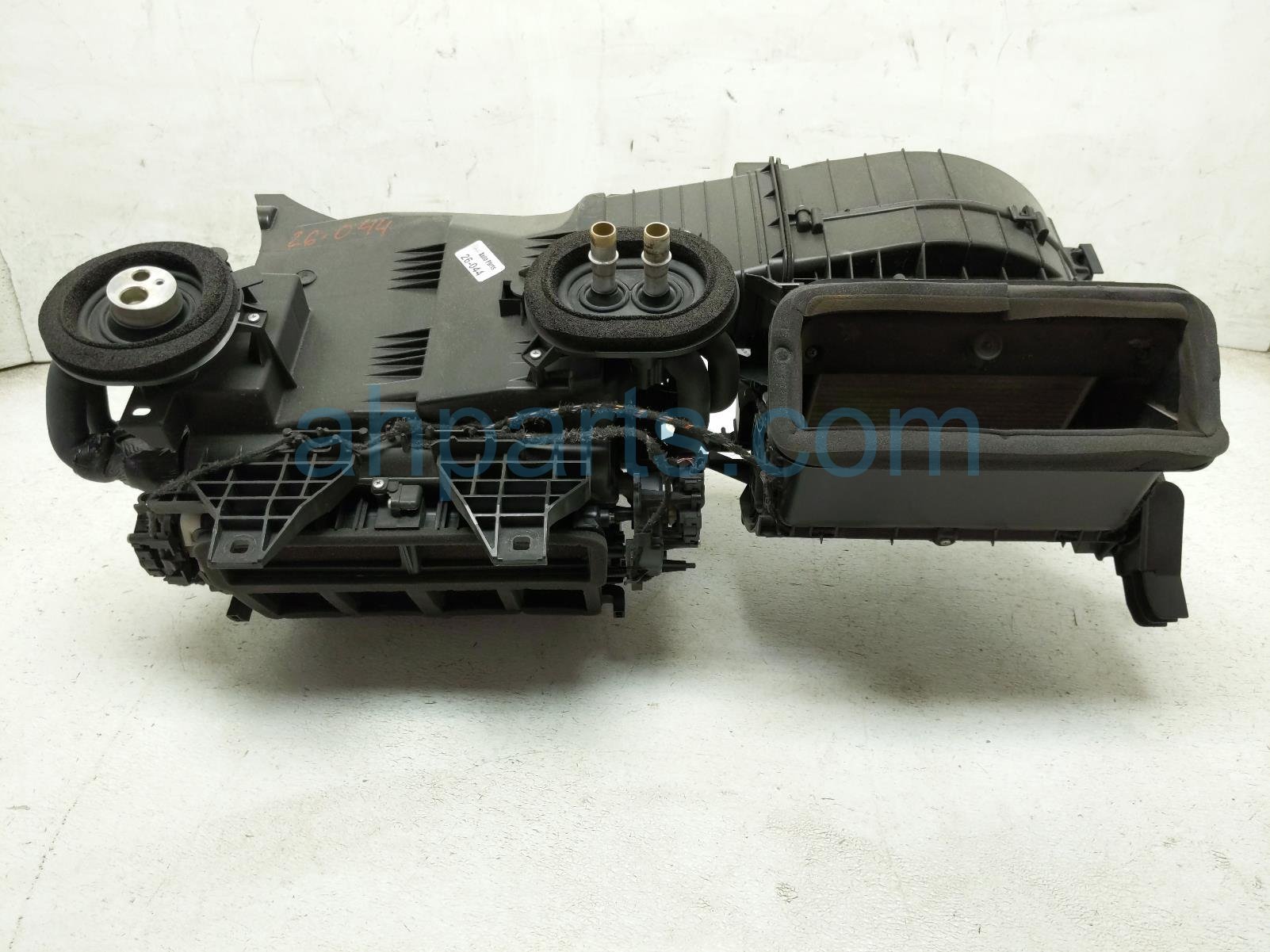 2020 Land Rover Range Rover Sport Core Front Hvac Heater Evap Housing Assy JPLA 19B555 BA Replacement 2020 Land Rover Range Rover Sport Core Front Hvac Heater Evap Housing Assy JPLA 19B555 BA Replacement thumbnail