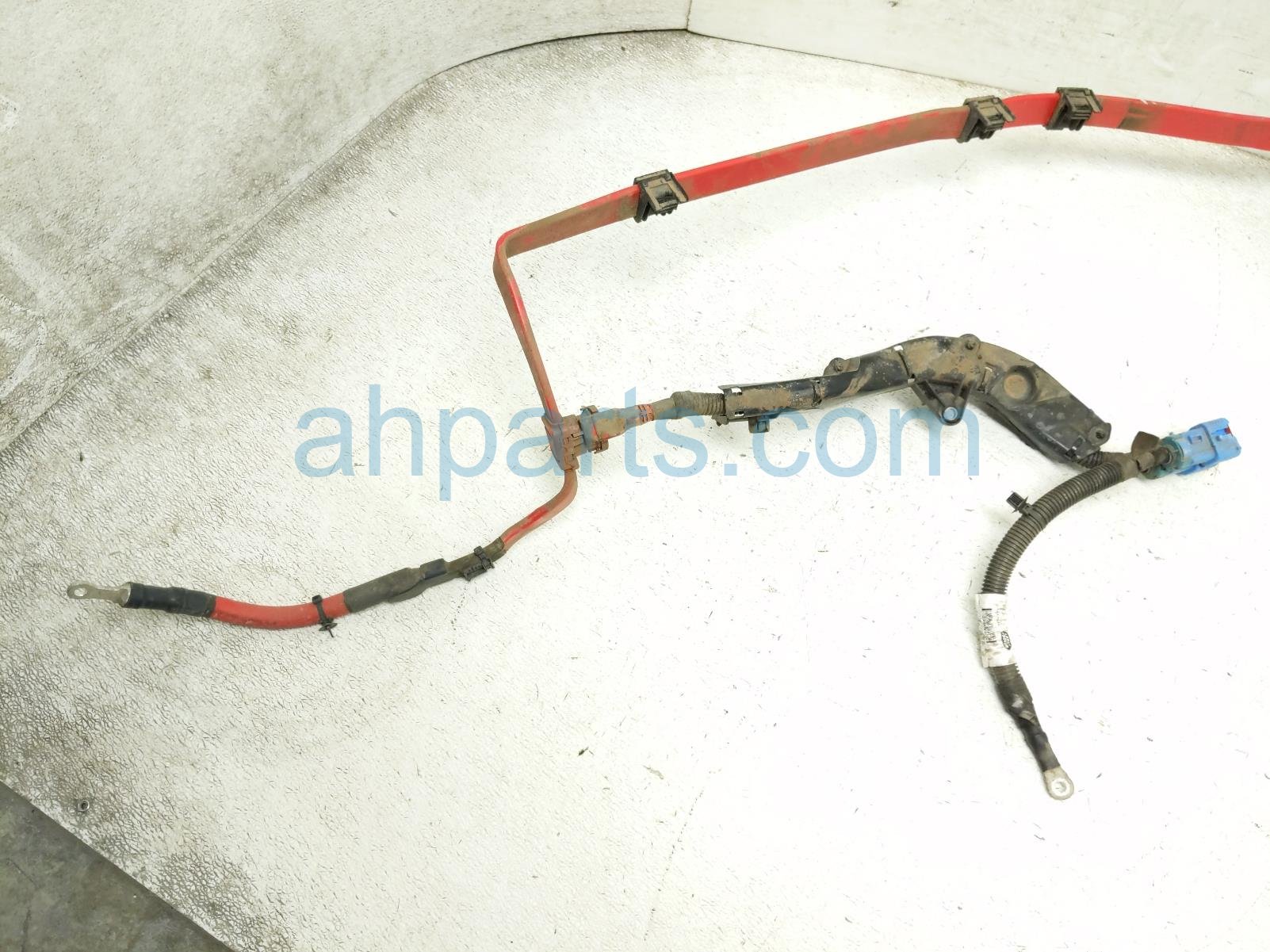 2020 Land Rover Range Rover Sport Positive Battery Cable 3.0l KK62 14305 AB Replacement 2020 Land Rover Range Rover Sport Positive Battery Cable 3.0l KK62 14305 AB Replacement thumbnail