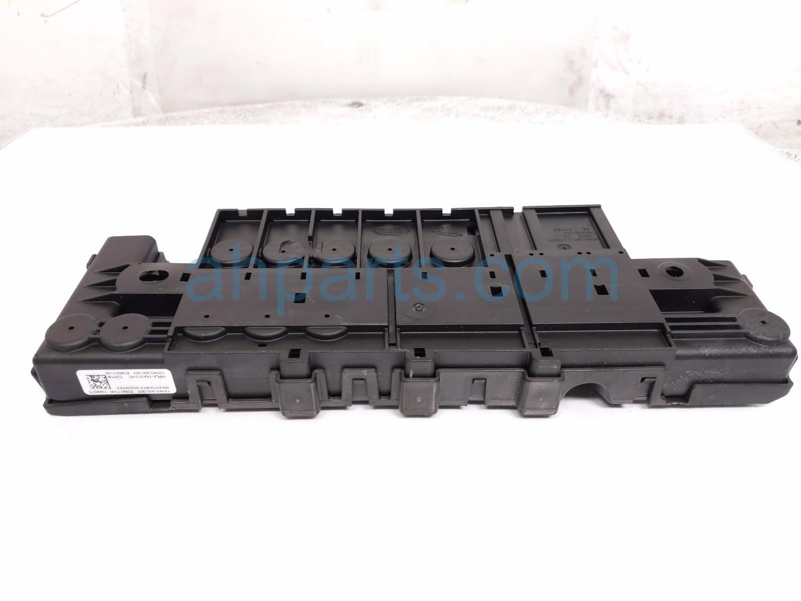 2020 Land Rover Range Rover Sport Rear Passenger Junction Fuse Box 3.0l HPLA 14A073 FC Replacement 2020 Land Rover Range Rover Sport Rear Passenger Junction Fuse Box 3.0l HPLA 14A073 FC Replacement thumbnail