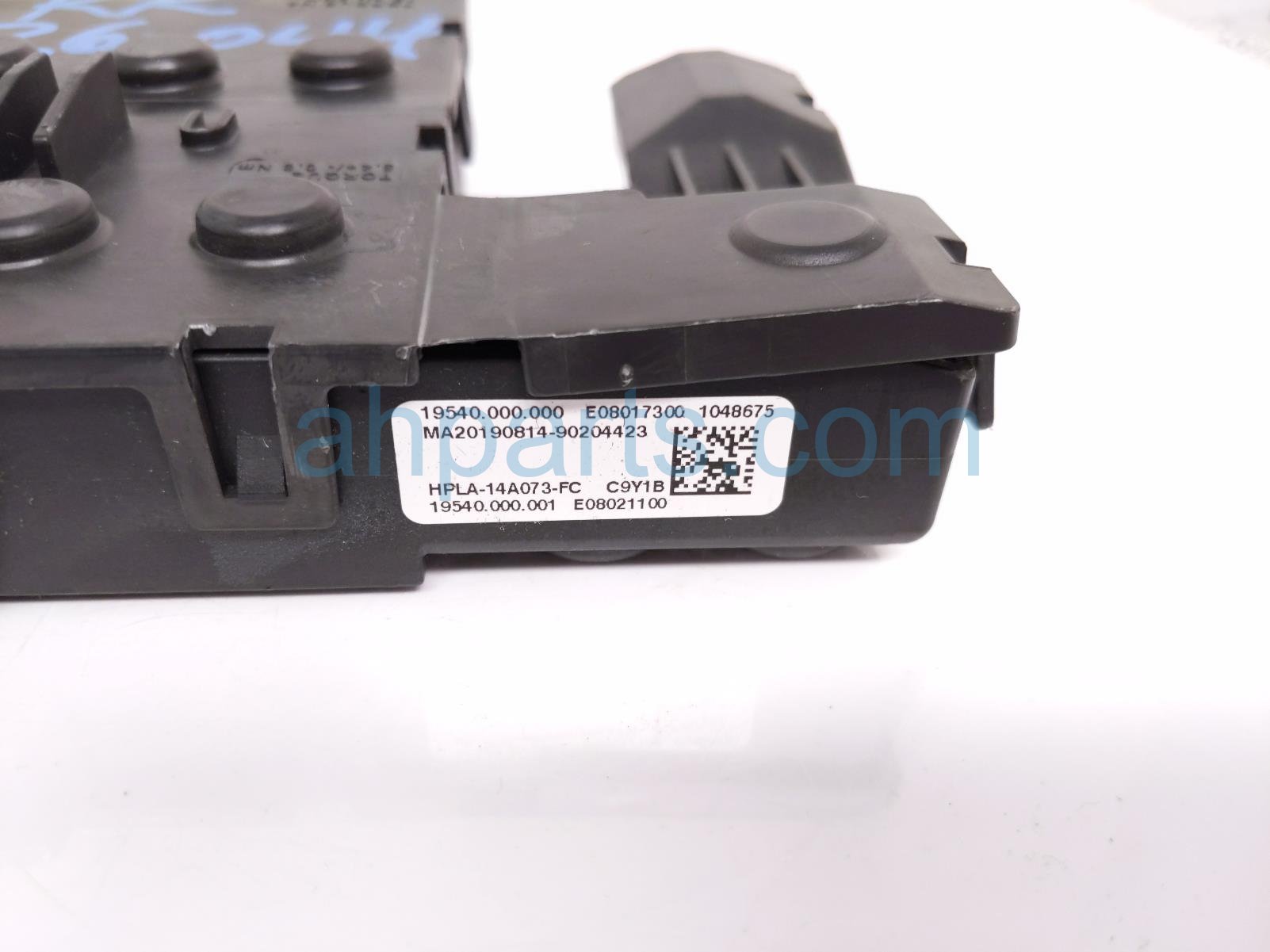 2020 Land Rover Range Rover Sport Rear Passenger Junction Fuse Box 3.0l HPLA 14A073 FC Replacement 2020 Land Rover Range Rover Sport Rear Passenger Junction Fuse Box 3.0l HPLA 14A073 FC Replacement thumbnail