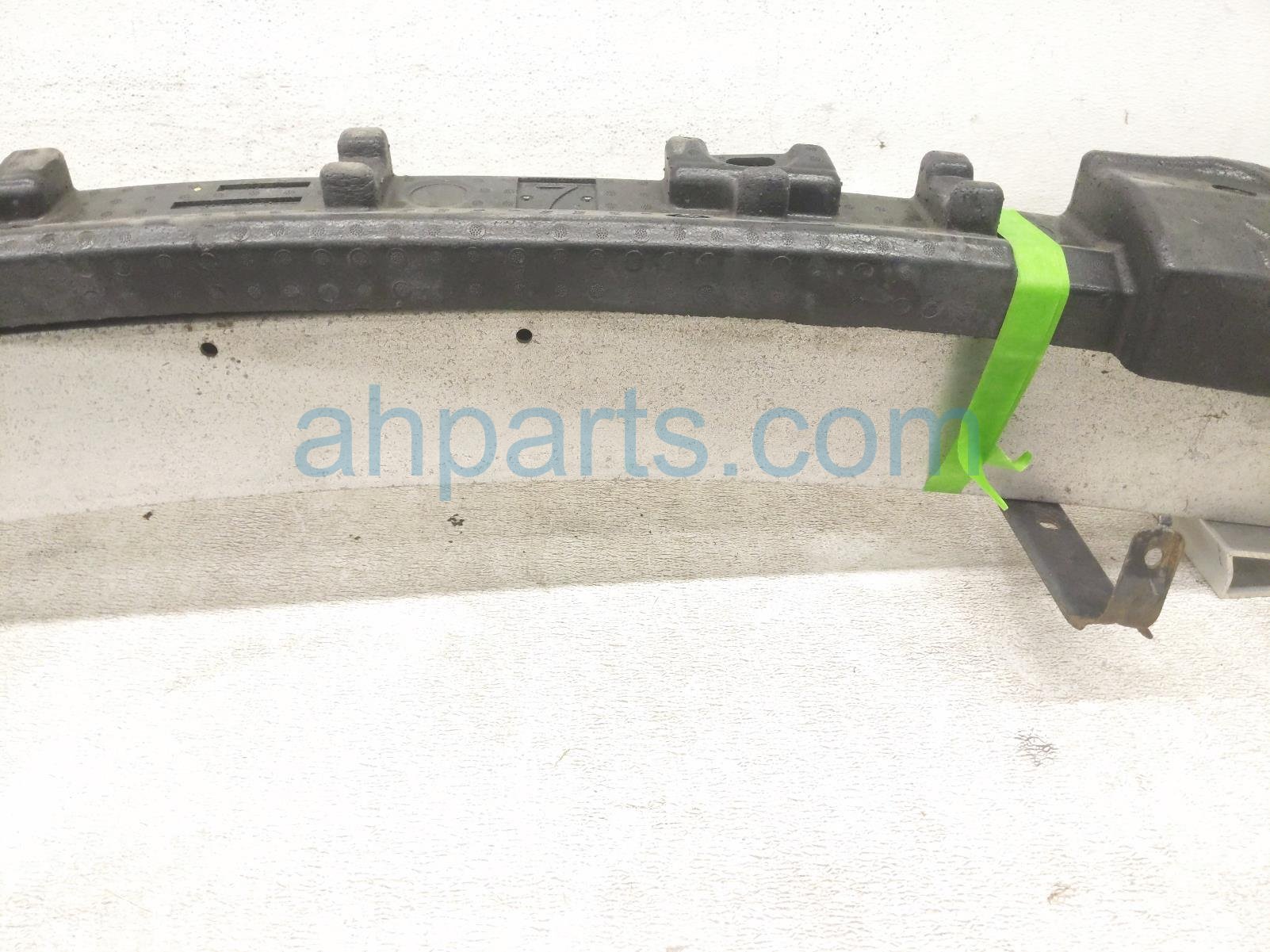 2019 Nissan Pathfinder Bumper / Beam Rear Reinforcement Bar + Absorber 850A2 Replacement 2019 Nissan Pathfinder Bumper / Beam Rear Reinforcement Bar + Absorber 850A2 Replacement thumbnail