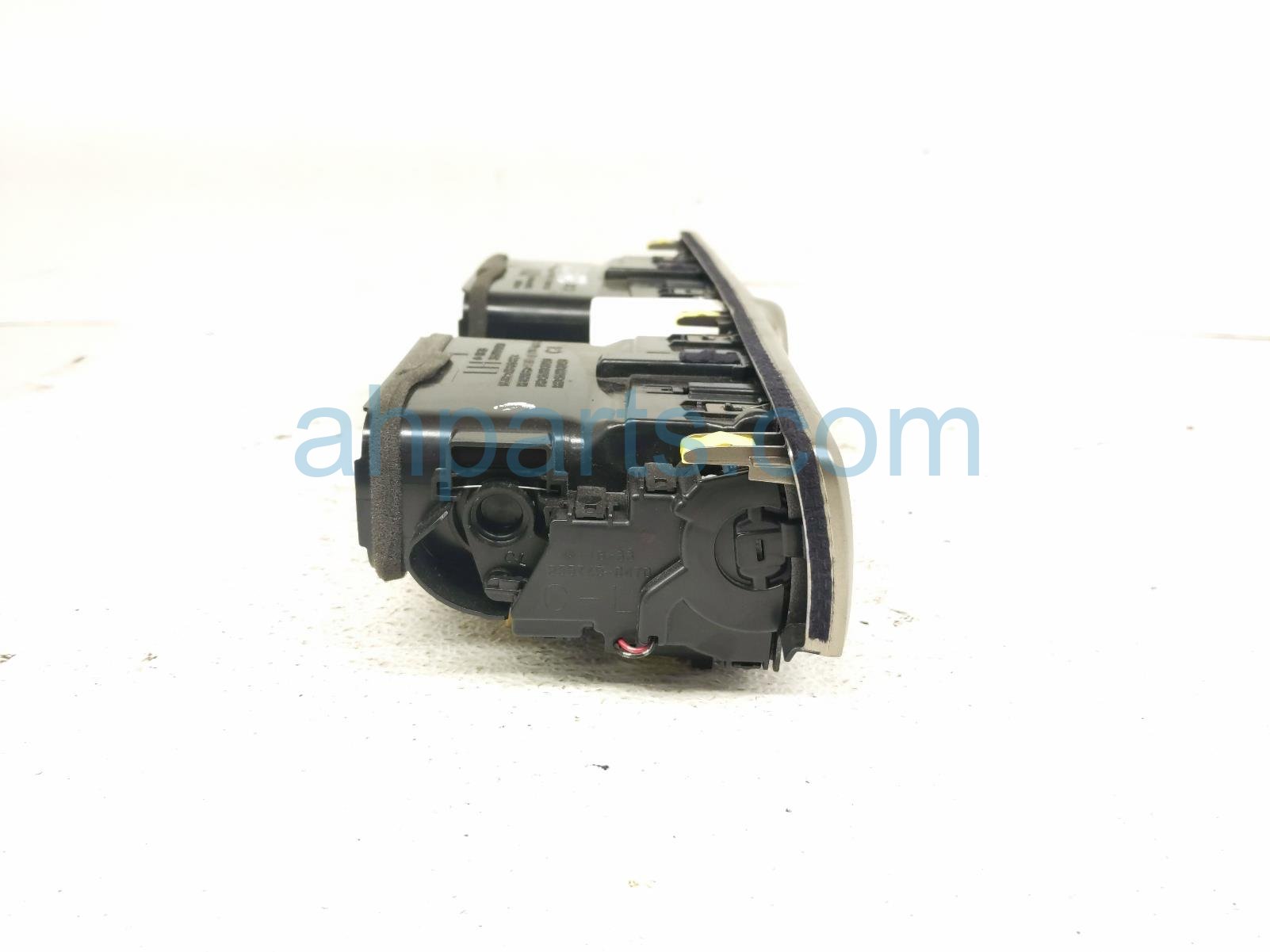 2015 Lexus Gs350 Center Dash Air Vent W/clock Blk 55660 30470 c0 Replacement 2015 Lexus Gs350 Center Dash Air Vent W/clock Blk 55660 30470 c0 Replacement thumbnail