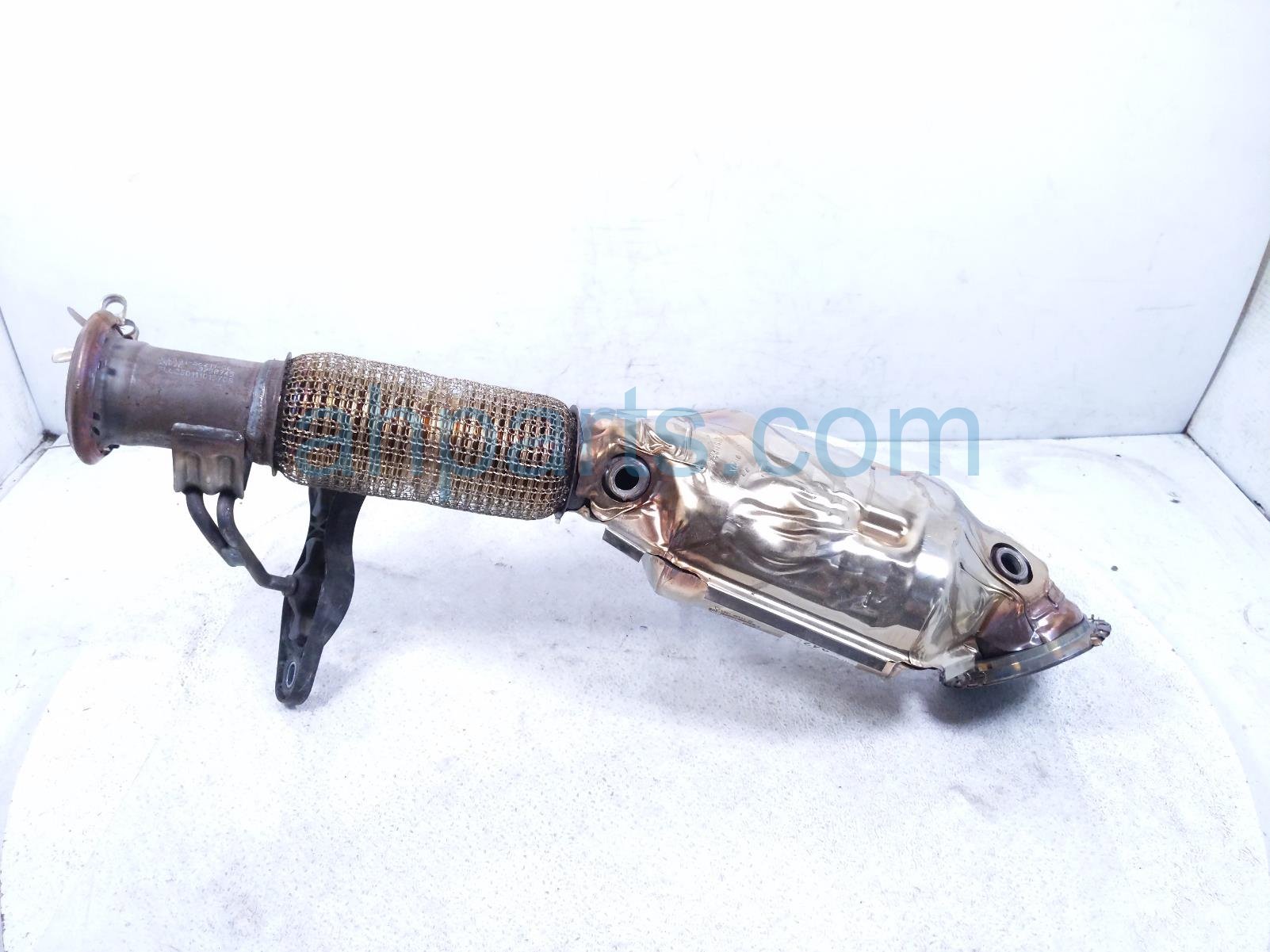 Ford PRIMARY CATALYTIC CONVERTER