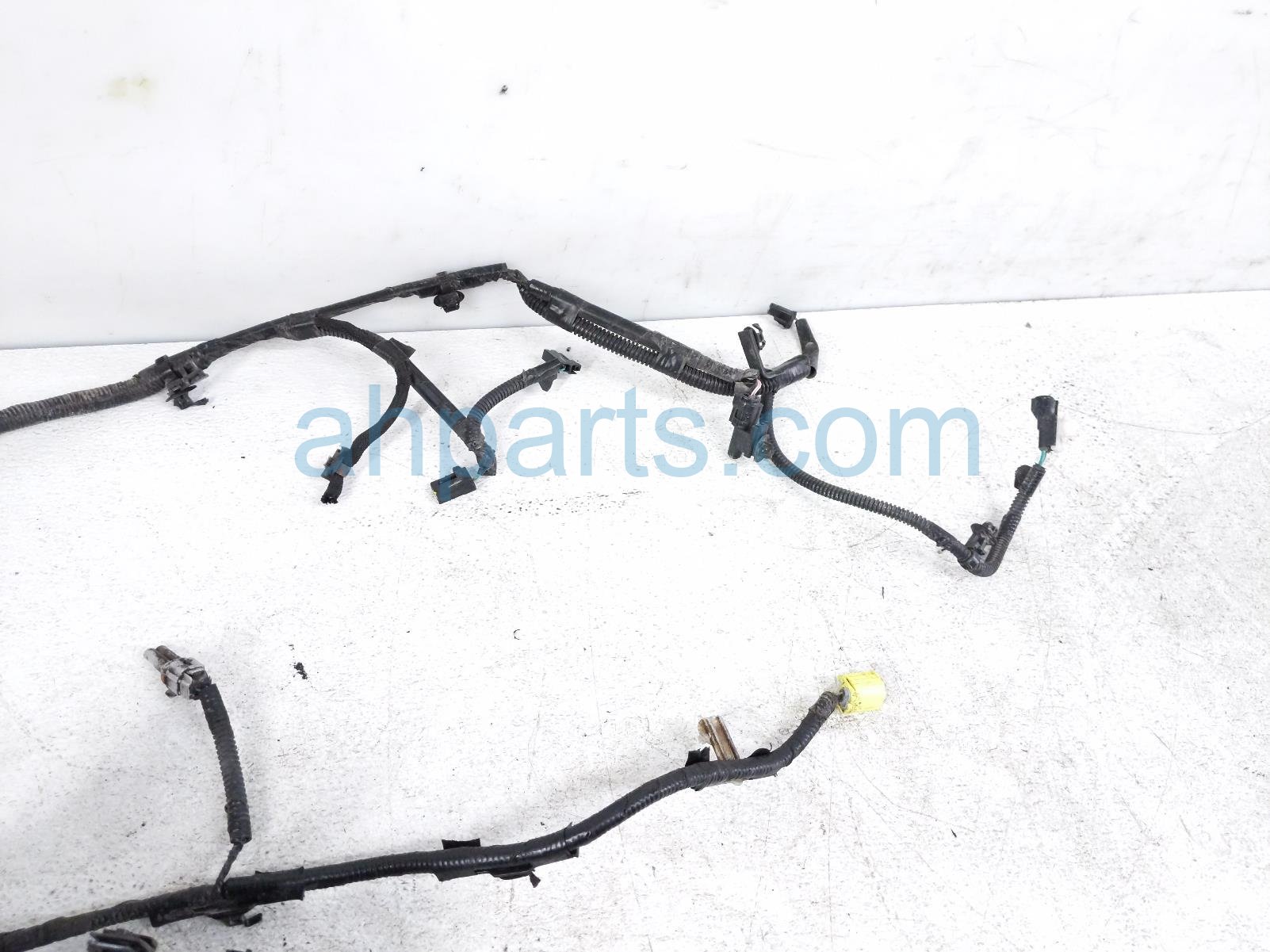 2019 Toyota Tacoma Engine Room Harness W/fusebox 82111 04J53 Replacement 2019 Toyota Tacoma Engine Room Harness W/fusebox 82111 04J53 Replacement thumbnail