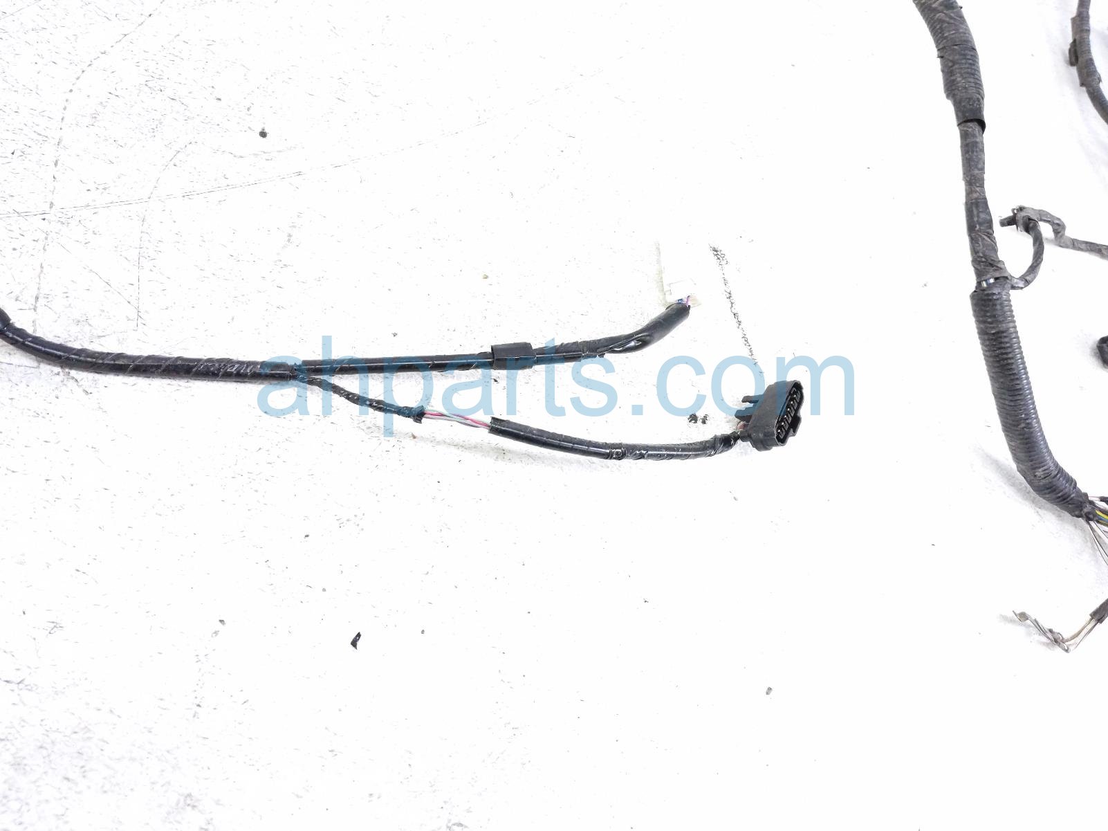 2019 Toyota Tacoma Engine Room Harness W/fusebox 82111 04J53 Replacement 2019 Toyota Tacoma Engine Room Harness W/fusebox 82111 04J53 Replacement thumbnail