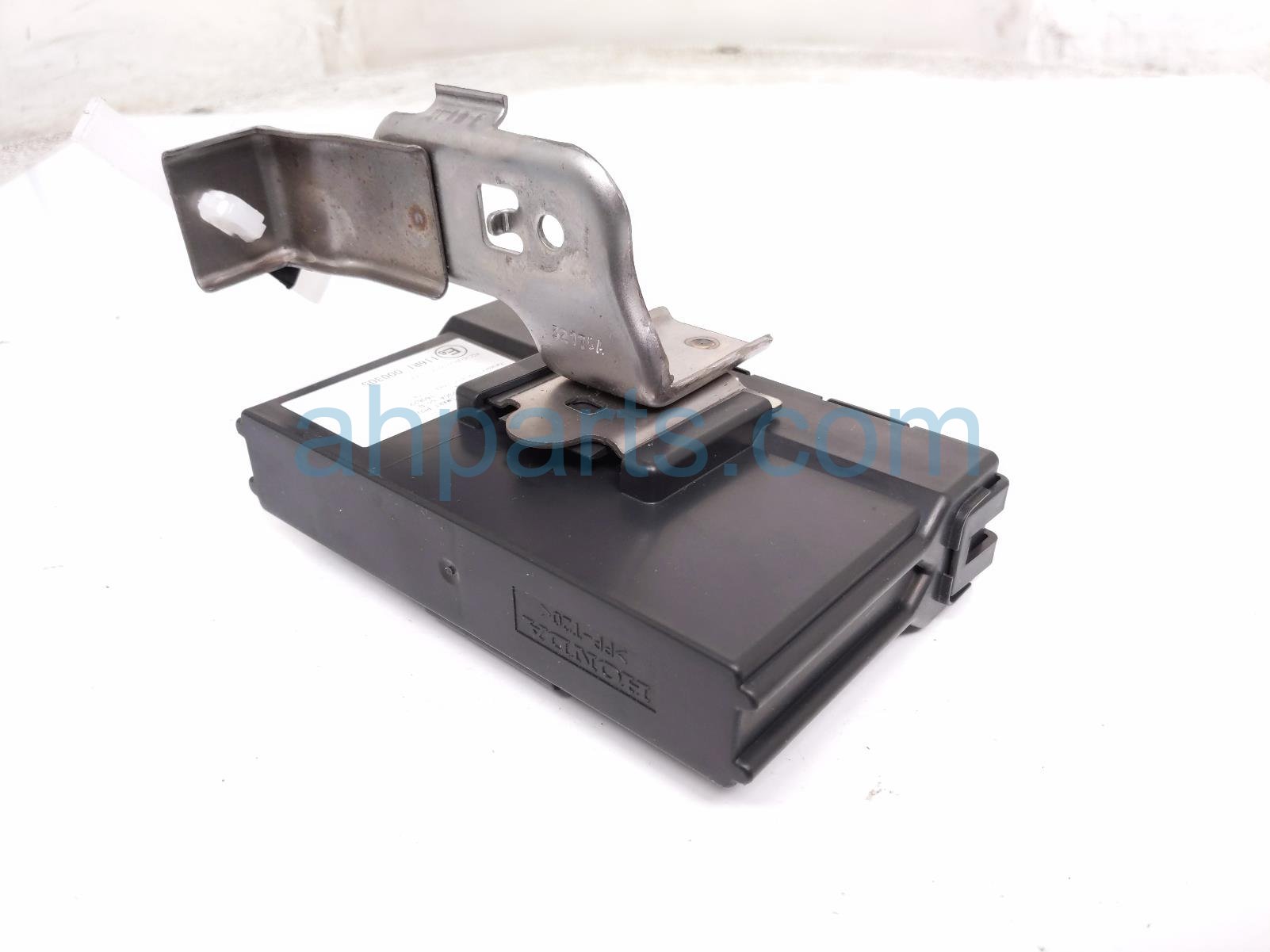 2016 Honda CR V Smart Pcu Control Module Unit 38320 T0A A21 Replacement 2016 Honda CR V Smart Pcu Control Module Unit 38320 T0A A21 Replacement thumbnail