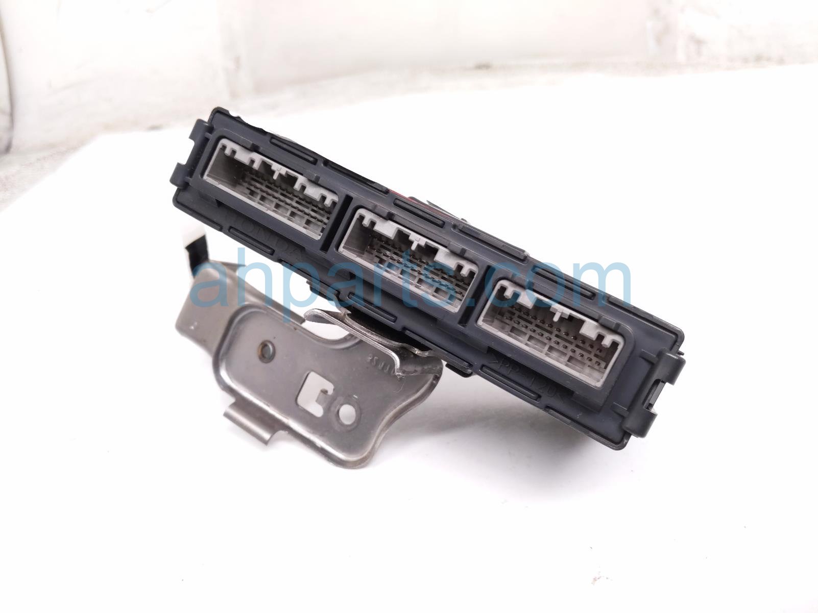 2016 Honda CR V Smart Pcu Control Module Unit 38320 T0A A21 Replacement 2016 Honda CR V Smart Pcu Control Module Unit 38320 T0A A21 Replacement thumbnail