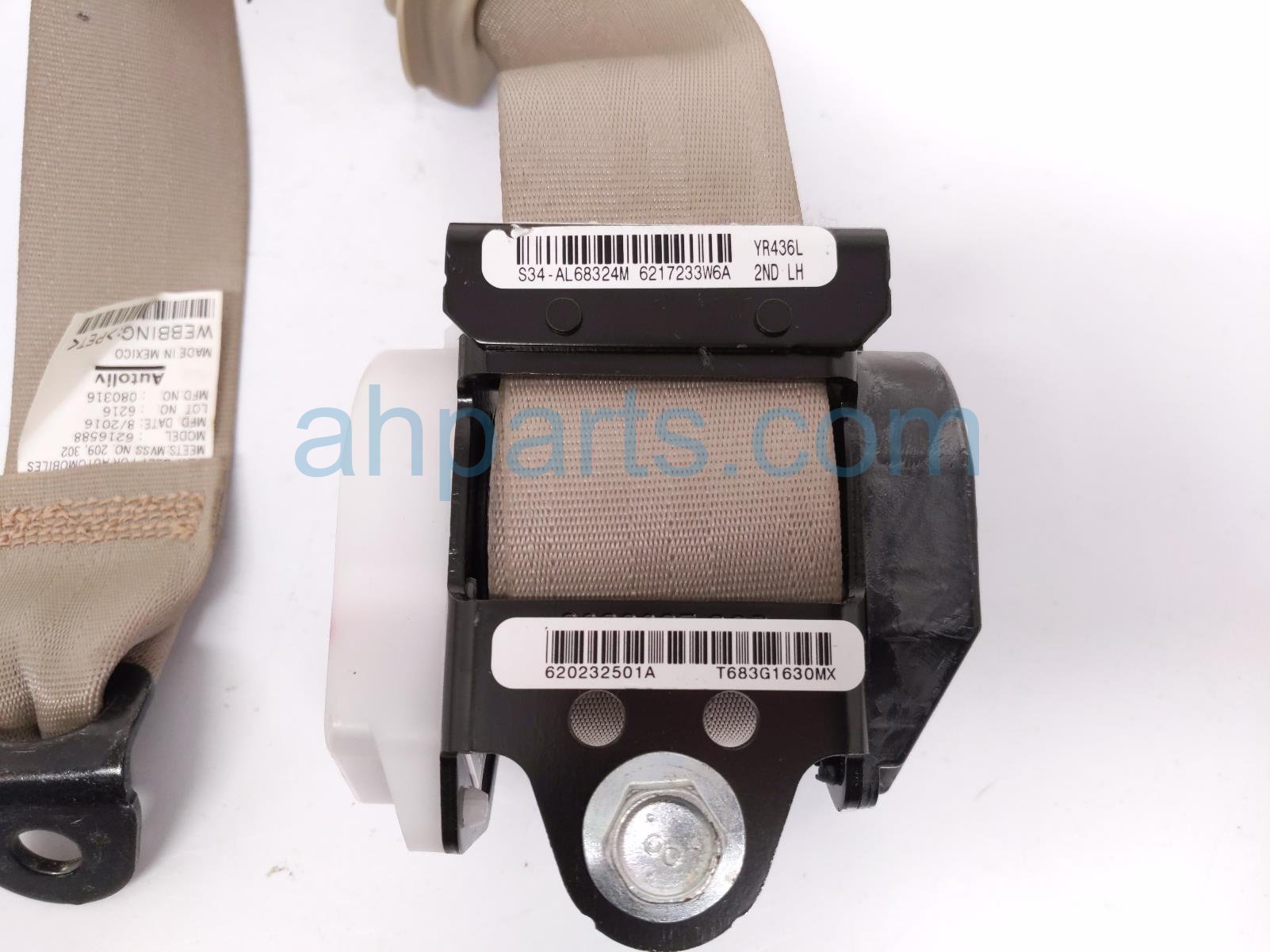 2016 Honda CR V Rear 2nd Row Driver Seat Belt Black 04828 T0G A00ZD Replacement 2016 Honda CR V Rear 2nd Row Driver Seat Belt Black 04828 T0G A00ZD Replacement thumbnail