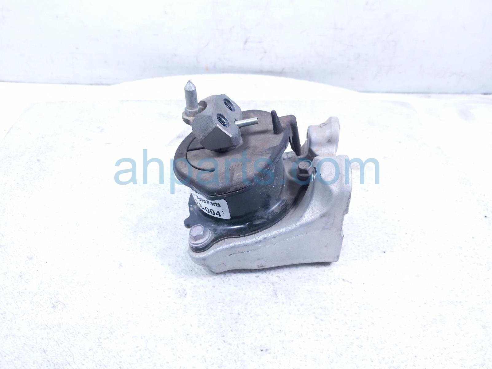 $49 Toyota RH SIDE ENGINE MOUNT - 3.5L 4X2