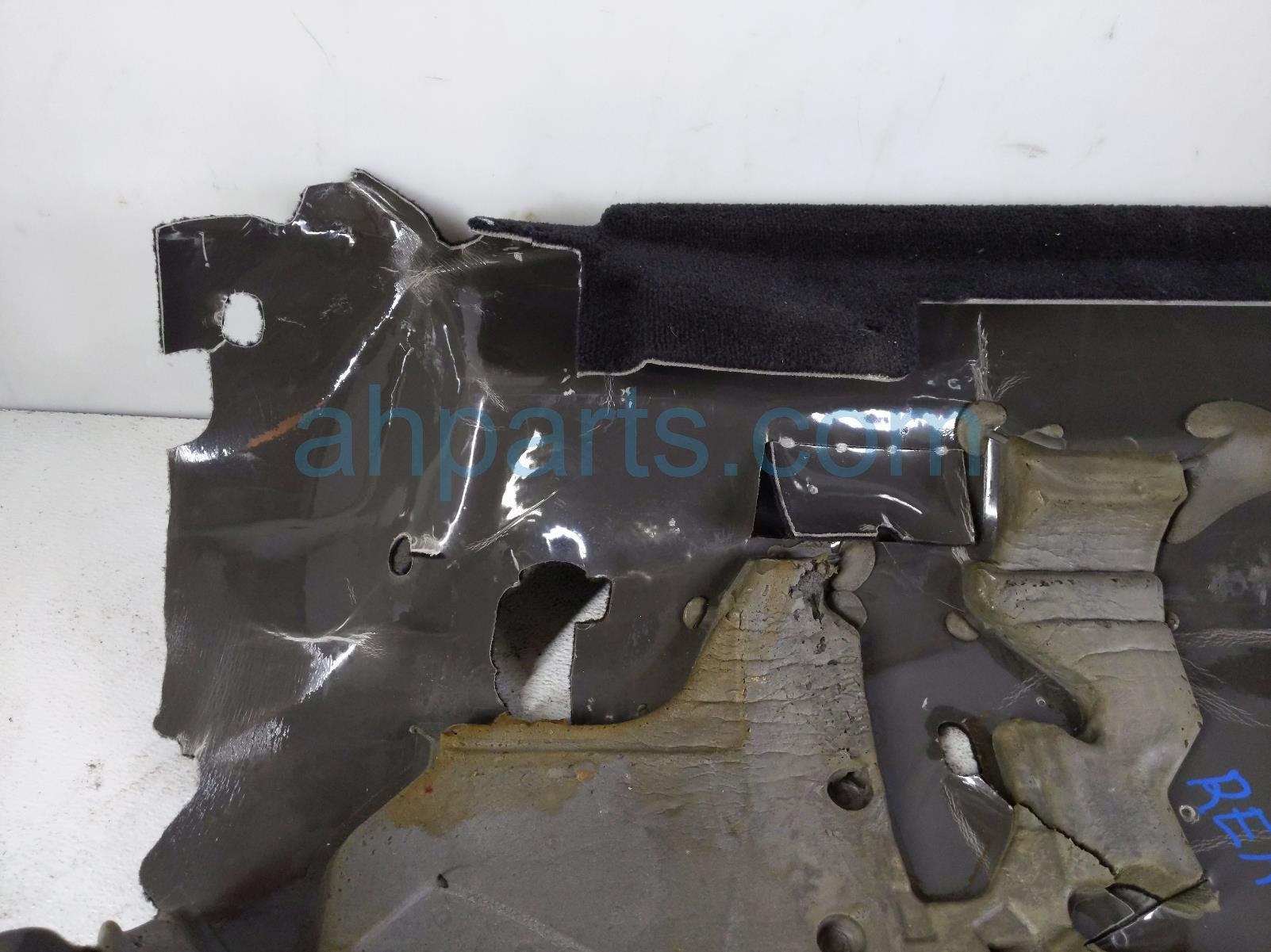 2020 Land Rover Range Rover Sport Ground Rear Floor Carpet Assy Black LR163887 Replacement 2020 Land Rover Range Rover Sport Ground Rear Floor Carpet Assy Black LR163887 Replacement thumbnail