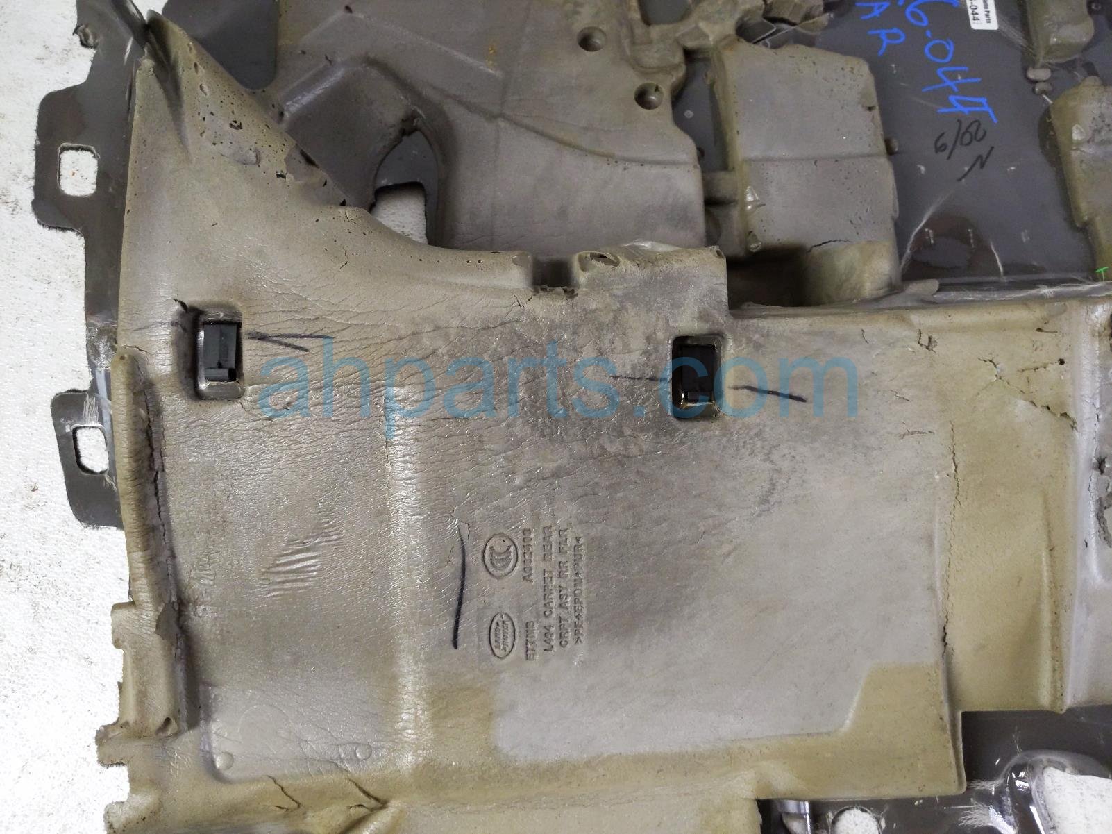 2020 Land Rover Range Rover Sport Ground Rear Floor Carpet Assy Black LR163887 Replacement 2020 Land Rover Range Rover Sport Ground Rear Floor Carpet Assy Black LR163887 Replacement thumbnail