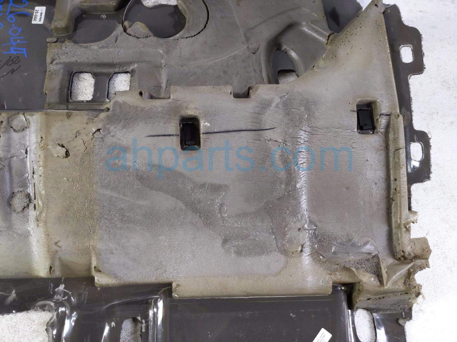 2020 Land Rover Range Rover Sport Ground Rear Floor Carpet Assy Black LR163887 Replacement 2020 Land Rover Range Rover Sport Ground Rear Floor Carpet Assy Black LR163887 Replacement thumbnail