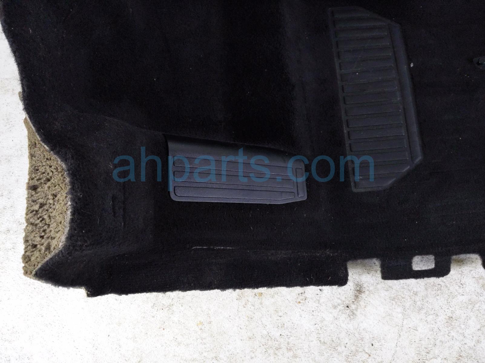 2020 Land Rover Range Rover Sport Ground Front Driver Floor Carpet Black LR087554 Replacement 2020 Land Rover Range Rover Sport Ground Front Driver Floor Carpet Black LR087554 Replacement thumbnail