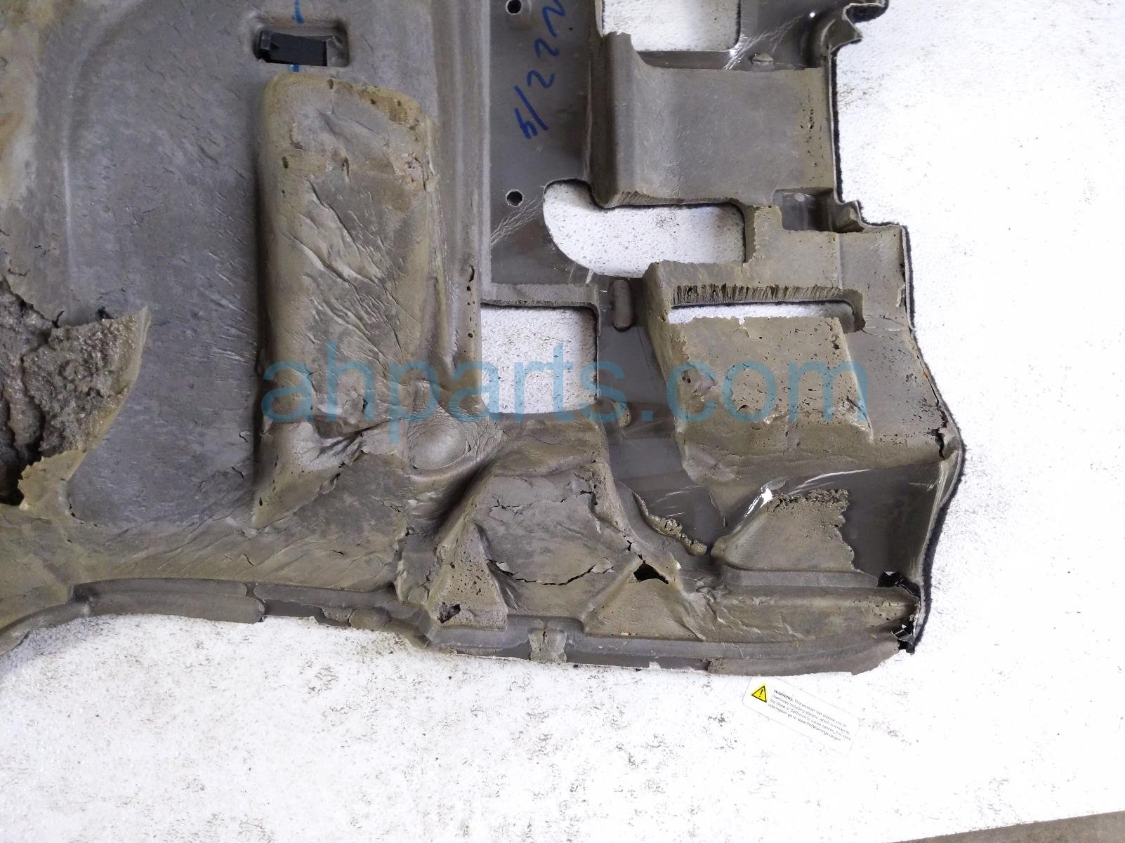 2020 Land Rover Range Rover Sport Ground Front Driver Floor Carpet Black LR087554 Replacement 2020 Land Rover Range Rover Sport Ground Front Driver Floor Carpet Black LR087554 Replacement thumbnail