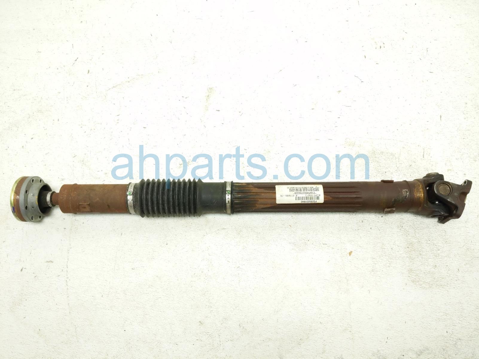 2017 Jeep Wrangler Front Propeller Shaft 3.6l 4x4 52853319AC Replacement 2017 Jeep Wrangler Front Propeller Shaft 3.6l 4x4 52853319AC Replacement thumbnail