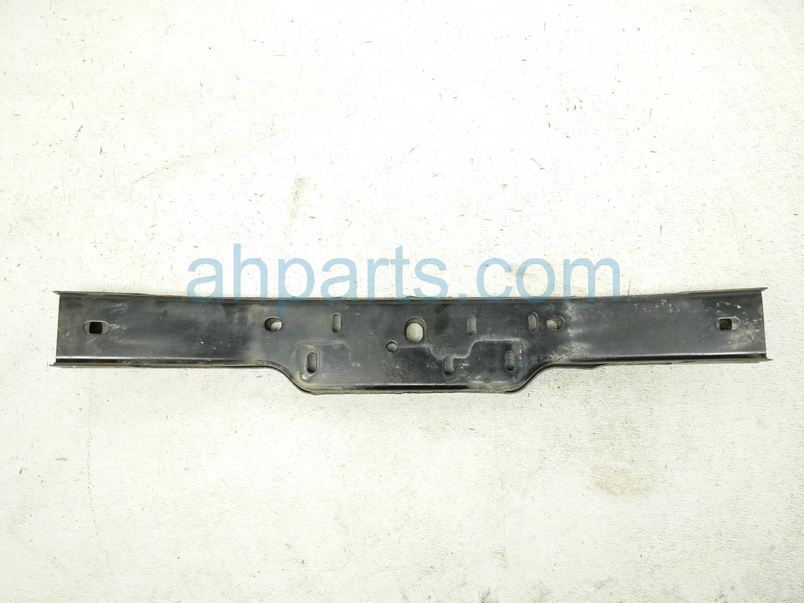 2017 Jeep Wrangler Engine/motor Mount Transmission Crossmember 4x4 3.6l 68156950AA Replacement 2017 Jeep Wrangler Engine/motor Mount Transmission Crossmember 4x4 3.6l 68156950AA Replacement thumbnail