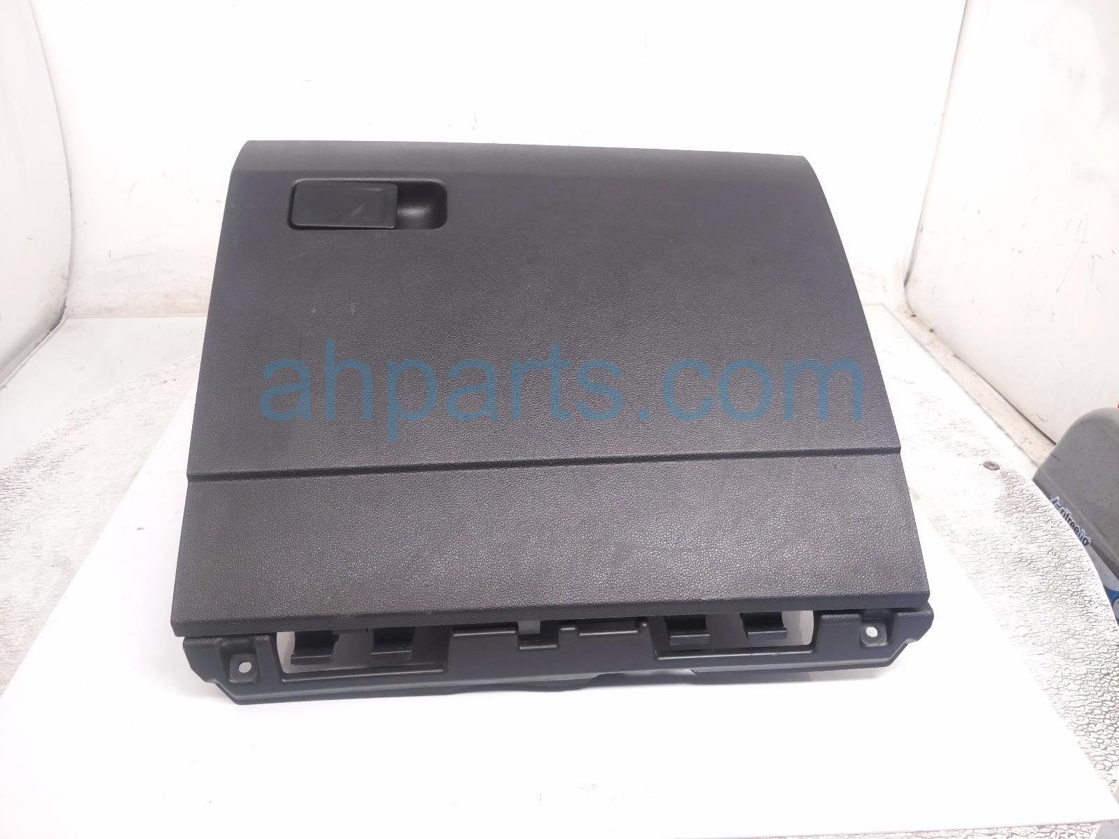 Volkswagen GLOVE COMPARTMENT BOX - BLACK -