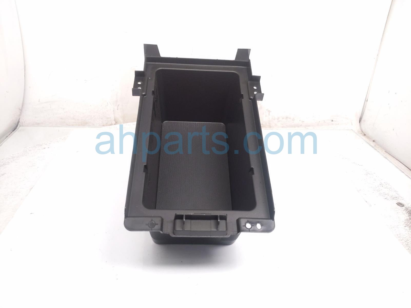 CENTER CONSOLE STORAGE BOX -BLK