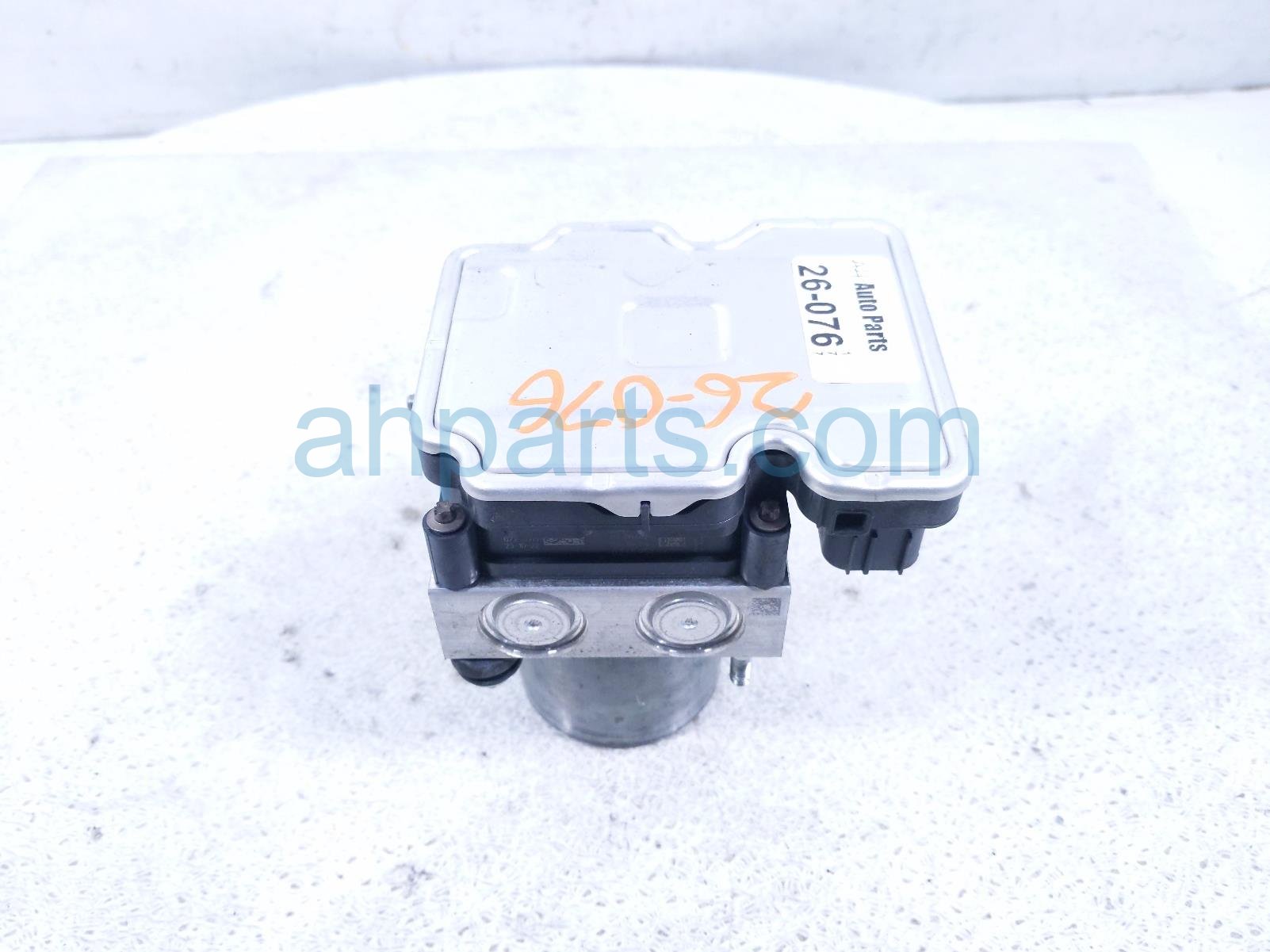 Nissan ABS/VSA PUMP MODULATOR