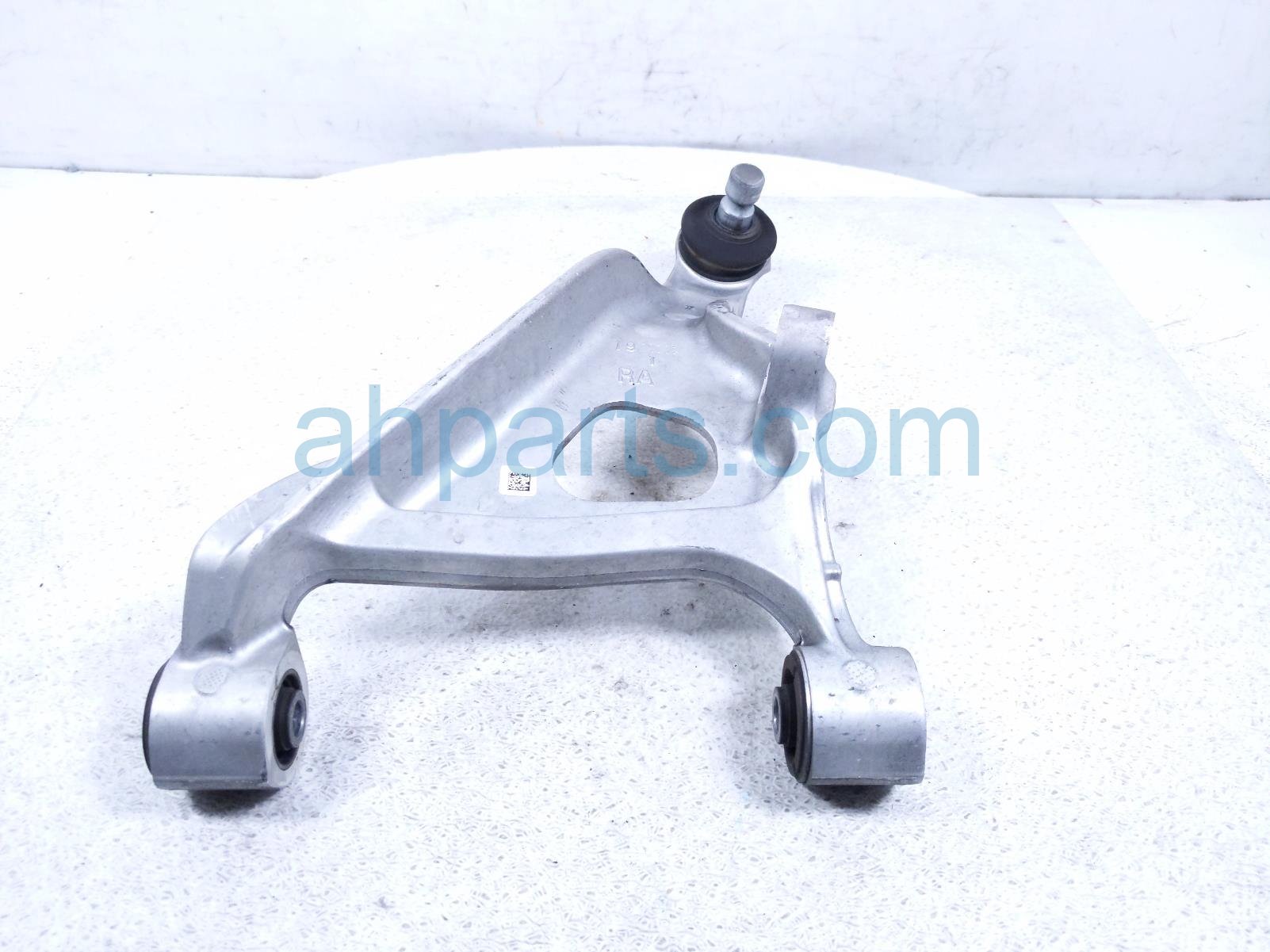 2023 Nissan Rogue Rear Passenger Upper Control Arm 55501 6RR0B Replacement 2023 Nissan Rogue Rear Passenger Upper Control Arm 55501 6RR0B Replacement thumbnail