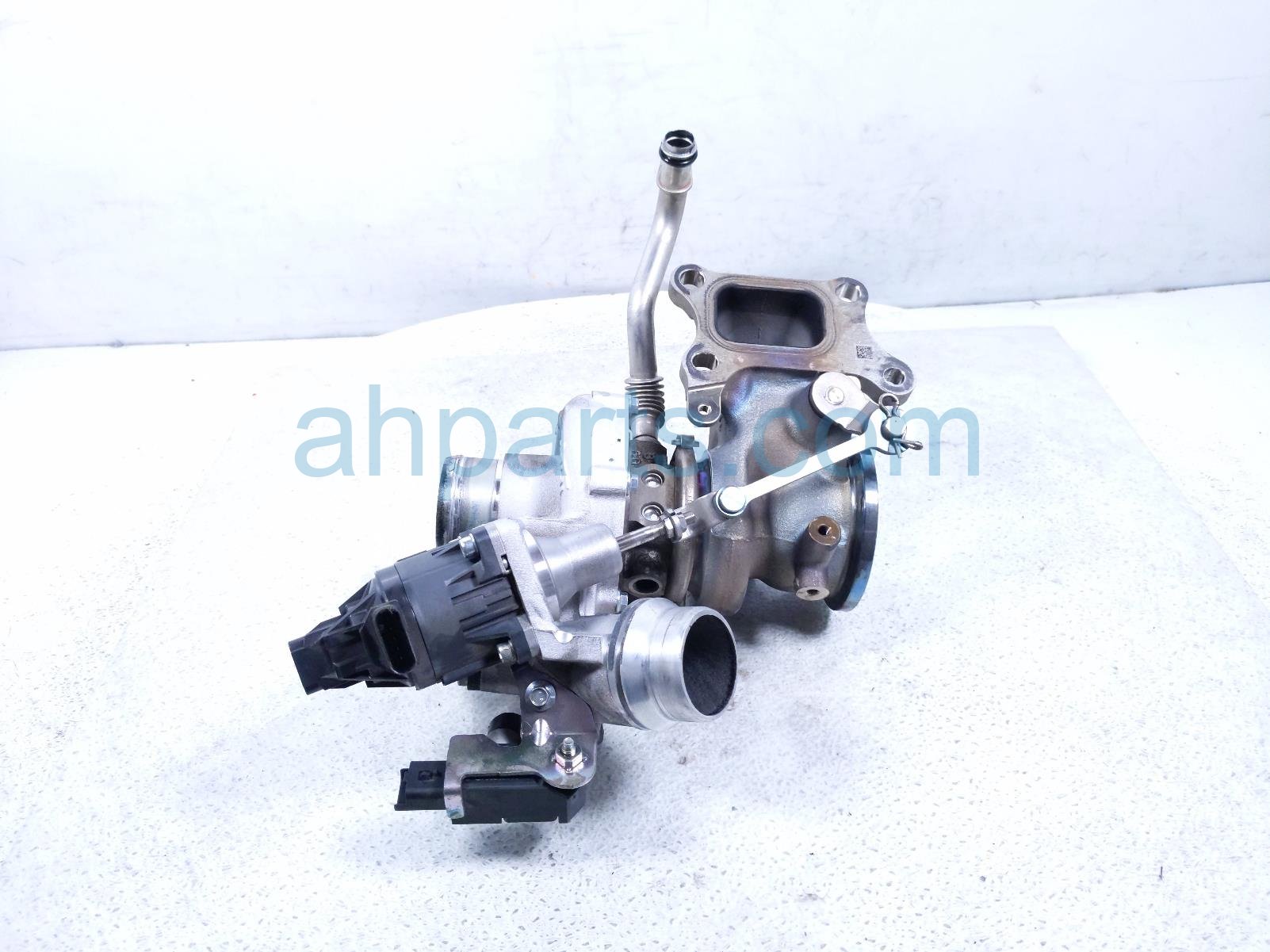 2023 Nissan Rogue Turbocharger 14411 6RD1A Replacement 2023 Nissan Rogue Turbocharger 14411 6RD1A Replacement thumbnail