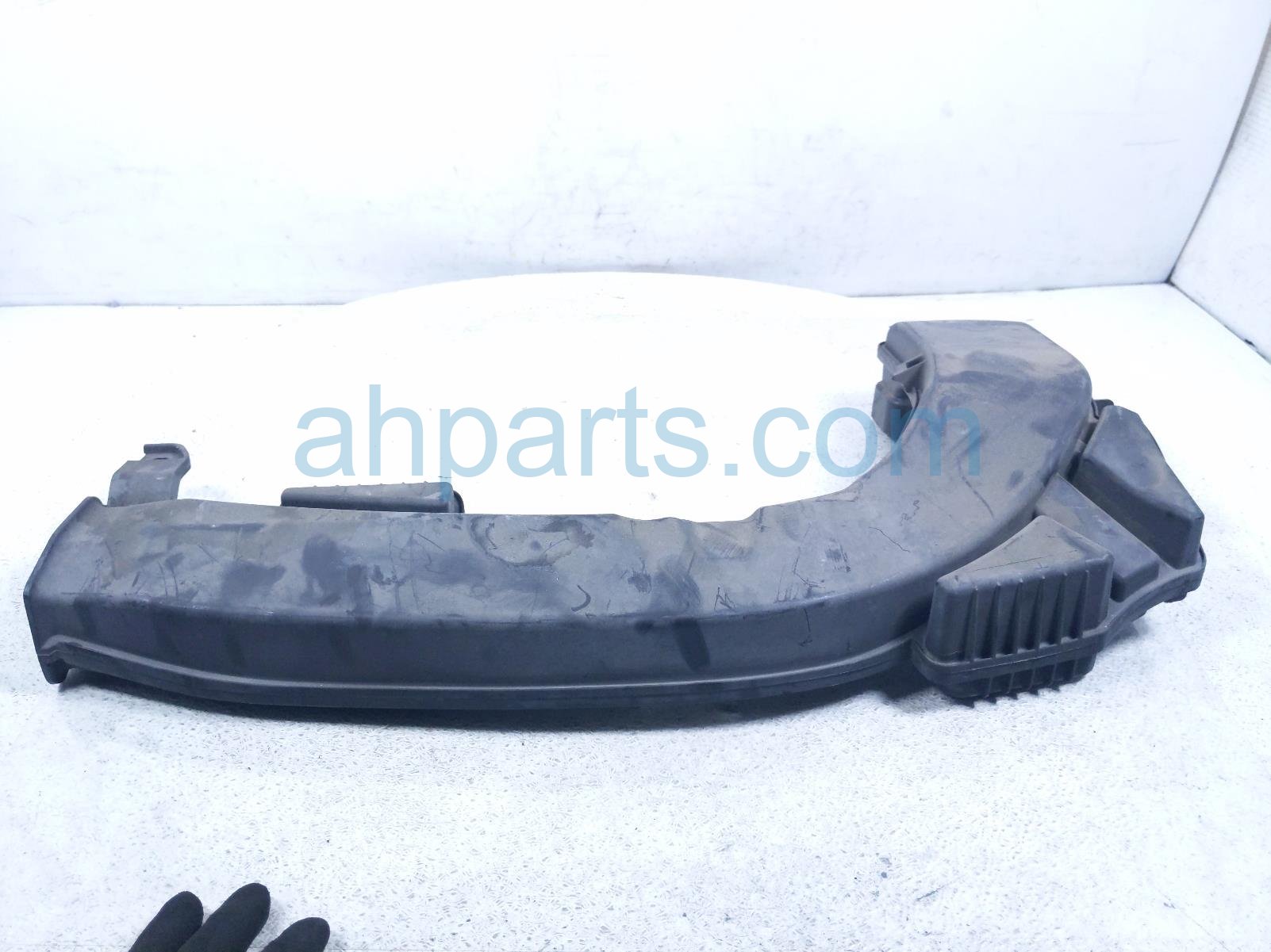 2023 Nissan Rogue Air Cleaner Intake Box 16554 6RC1B Replacement 2023 Nissan Rogue Air Cleaner Intake Box 16554 6RC1B Replacement thumbnail