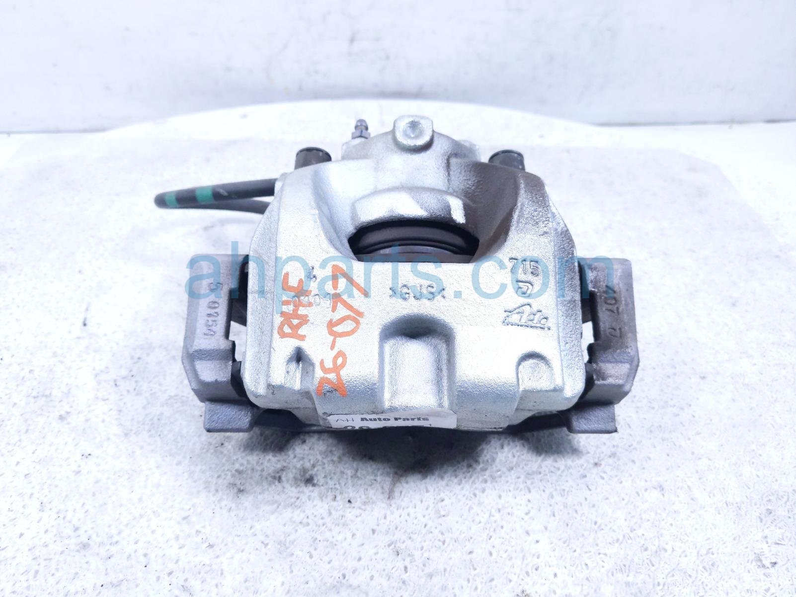 Honda CORE FR/RH BRAKE CALIPER