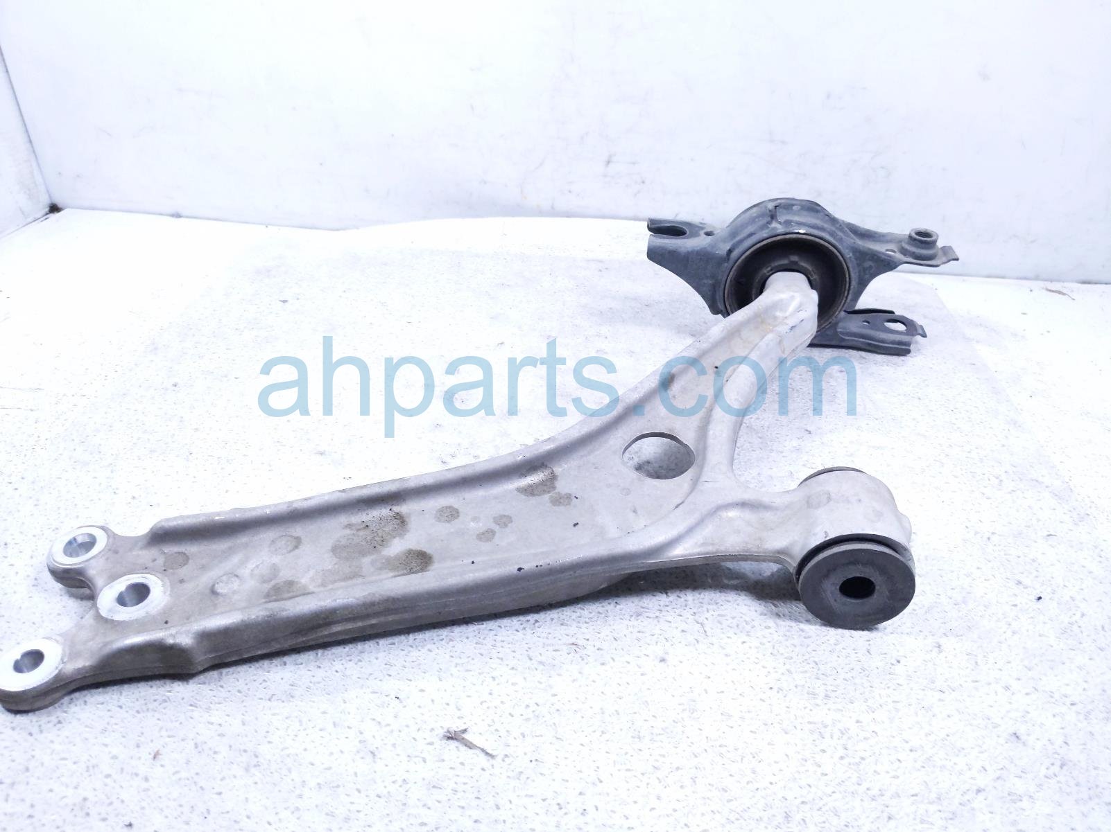 2024 Honda Accord Front Passenger Lower Control Arm 51350 30A A00 Replacement 2024 Honda Accord Front Passenger Lower Control Arm 51350 30A A00 Replacement thumbnail