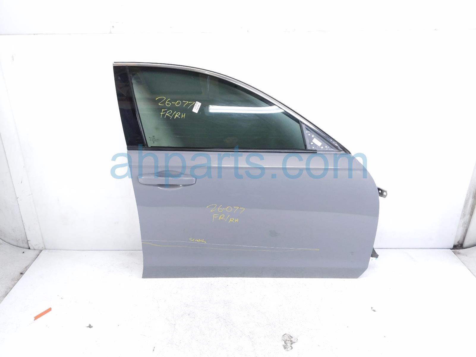 $999 Honda FR/RH DOOR - GREY - NO MIRROR/TRIM