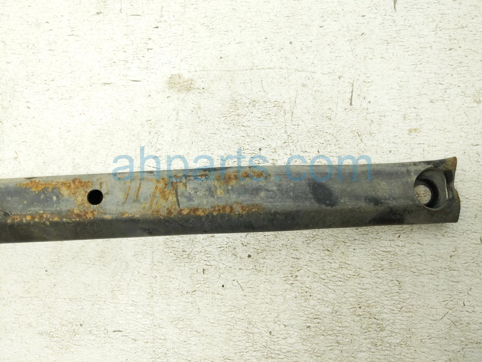 2017 Jeep Wrangler Crossmember Transmission Skid Plate / Bracket 68083042AA Replacement 2017 Jeep Wrangler Crossmember Transmission Skid Plate / Bracket 68083042AA Replacement thumbnail