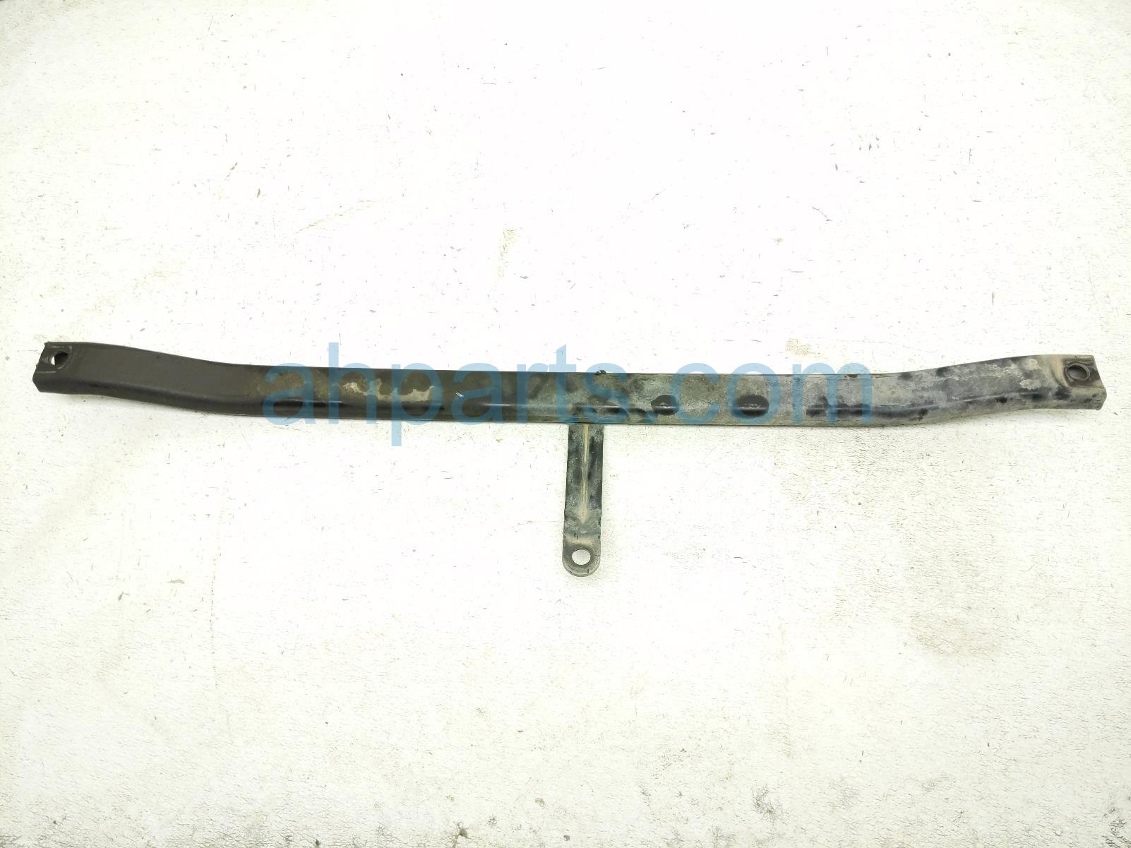 2017 Jeep Wrangler Crossmember Transmission Skid Plate / Bracket 68083042AA Replacement 2017 Jeep Wrangler Crossmember Transmission Skid Plate / Bracket 68083042AA Replacement thumbnail