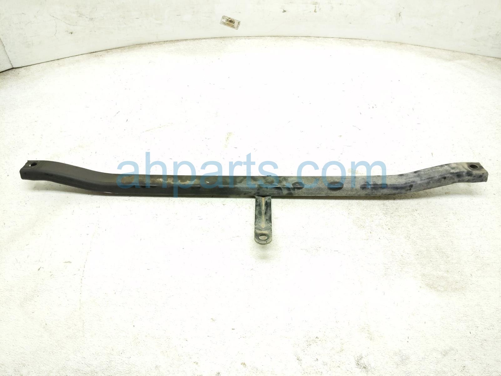 2017 Jeep Wrangler Crossmember Transmission Skid Plate / Bracket 68083042AA Replacement 2017 Jeep Wrangler Crossmember Transmission Skid Plate / Bracket 68083042AA Replacement thumbnail