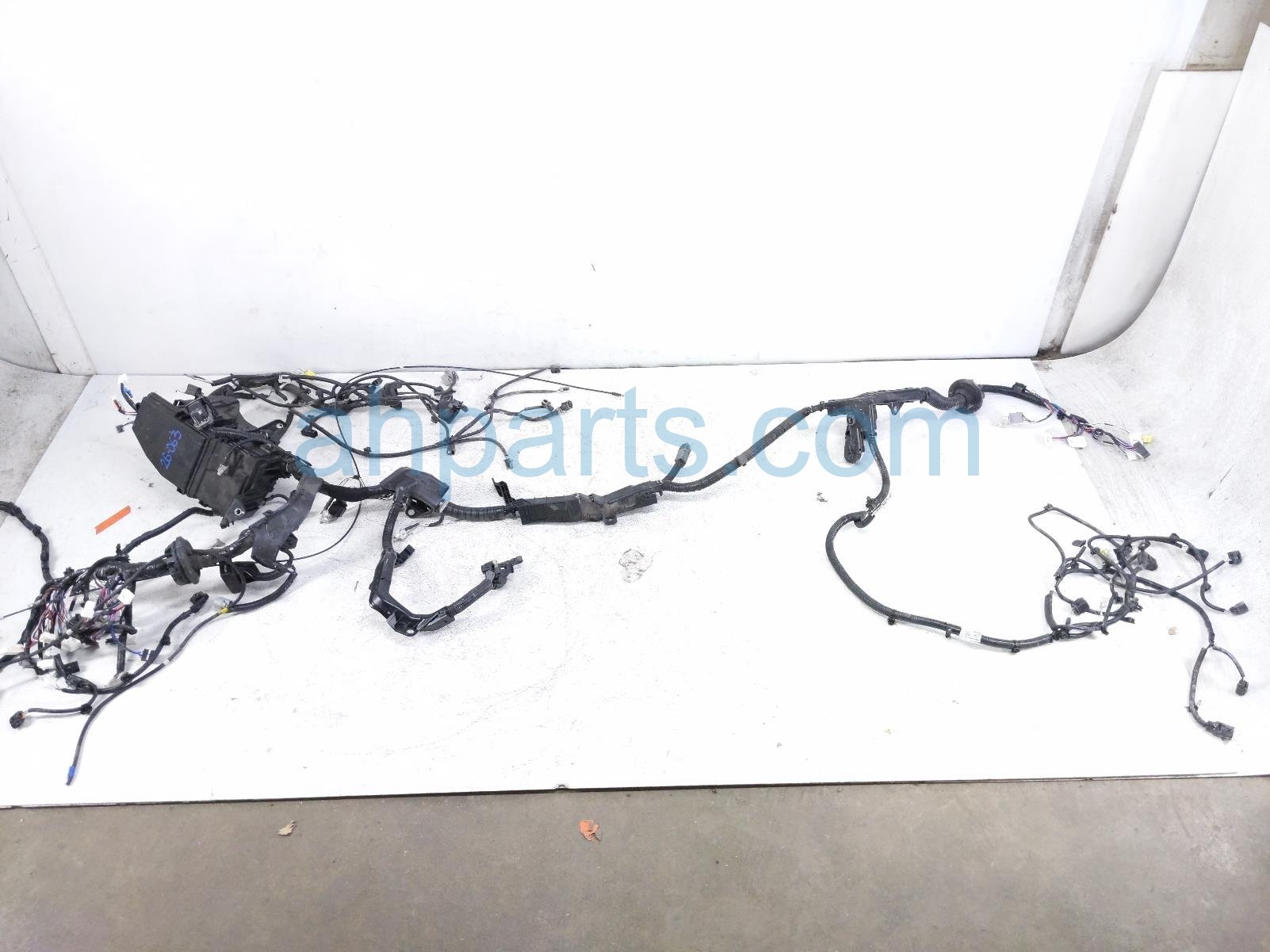 Toyota ENGINE ROOM WIRE HARNESS - 2.5L HYB