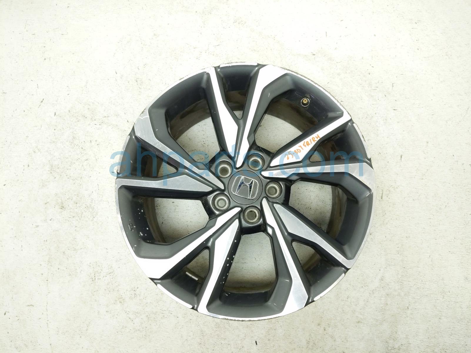 Honda FR/RH WHEEL RIM *