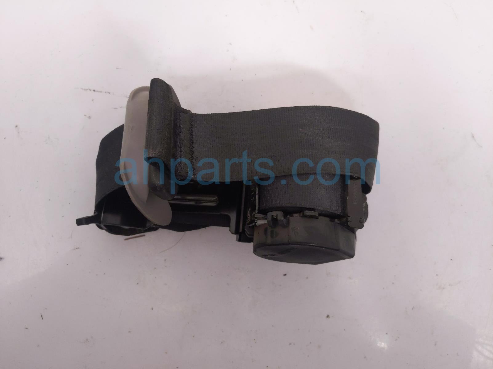 $45 Honda 3RD ROW LH BELT RETRACTOR - GREY