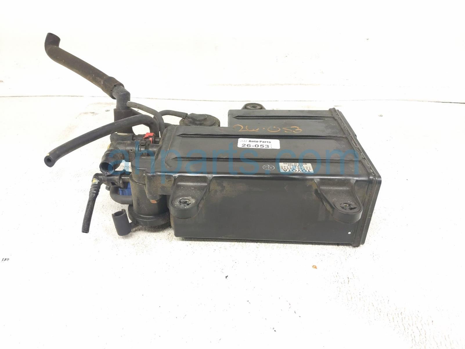 2001 Lexus Ls430 Fuel Vapor Charcoal Canister 77740 50092 Replacement 2001 Lexus Ls430 Fuel Vapor Charcoal Canister 77740 50092 Replacement thumbnail